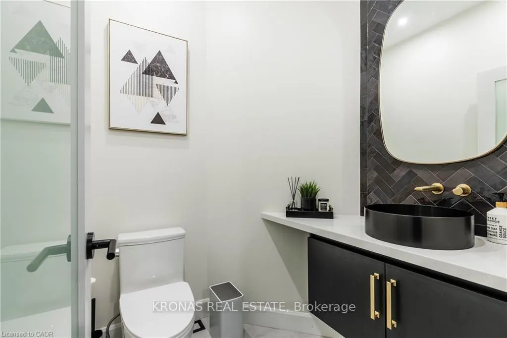 Photo 12 of 252 Upper Mount Albion Road, Hamilton, Stoney Creek Mountain — HOMEH