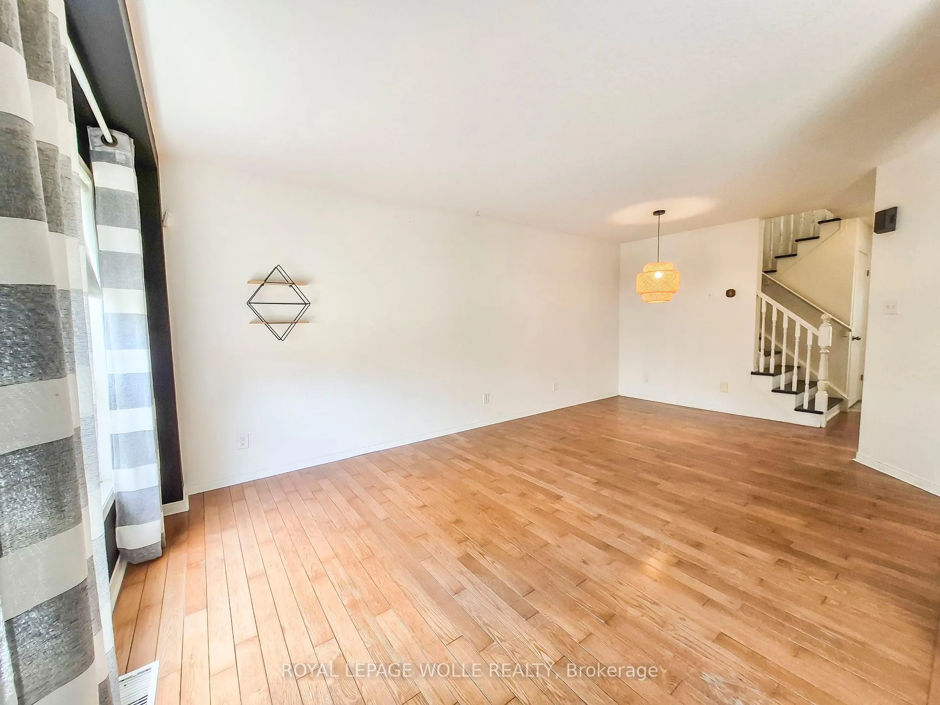 Photo 4 of Unit 1, 147 Dubrick Crescent, Kitchener — HOMEH