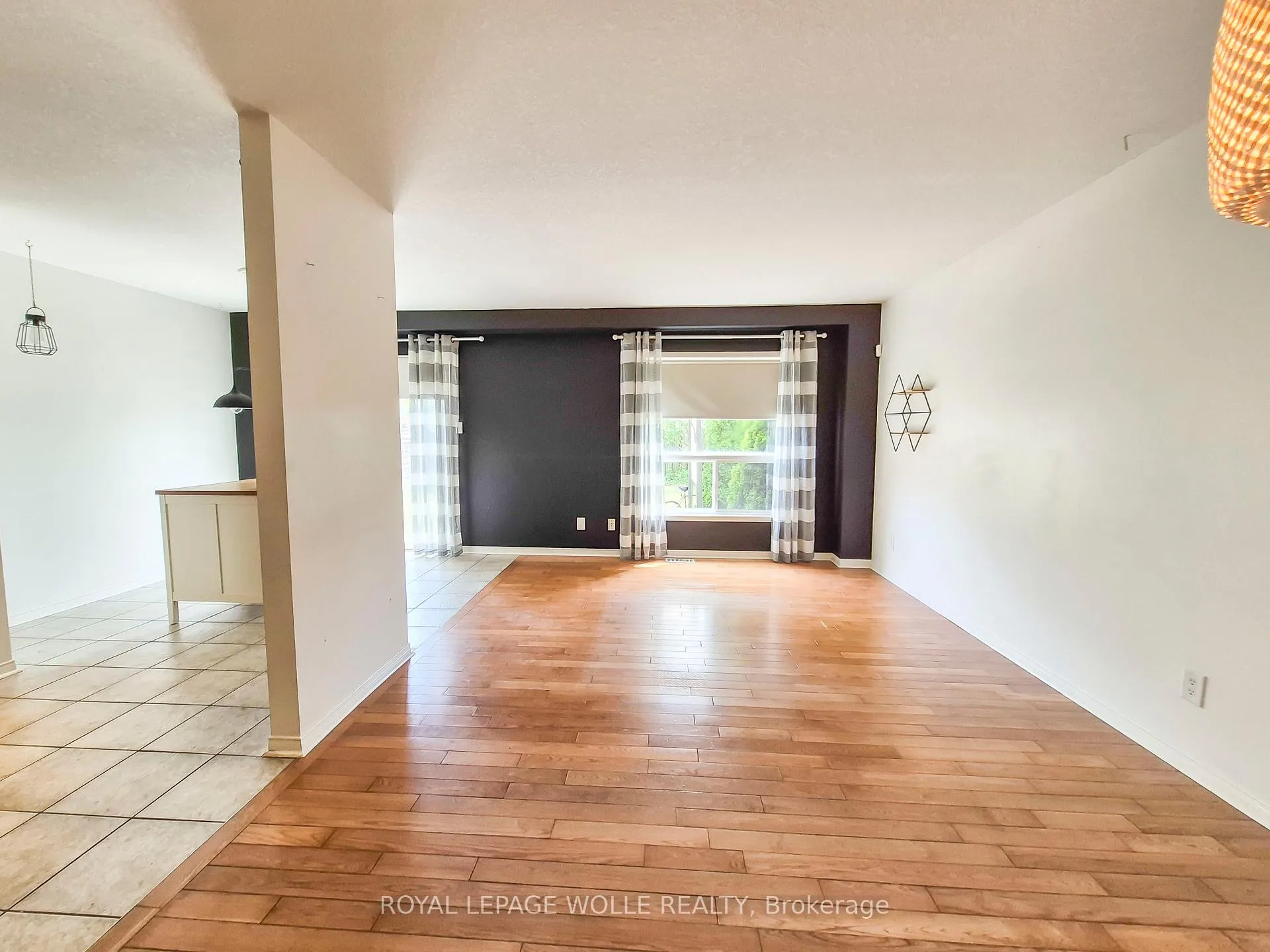 Photo 6 of Unit 1, 147 Dubrick Crescent, Kitchener — HOMEH
