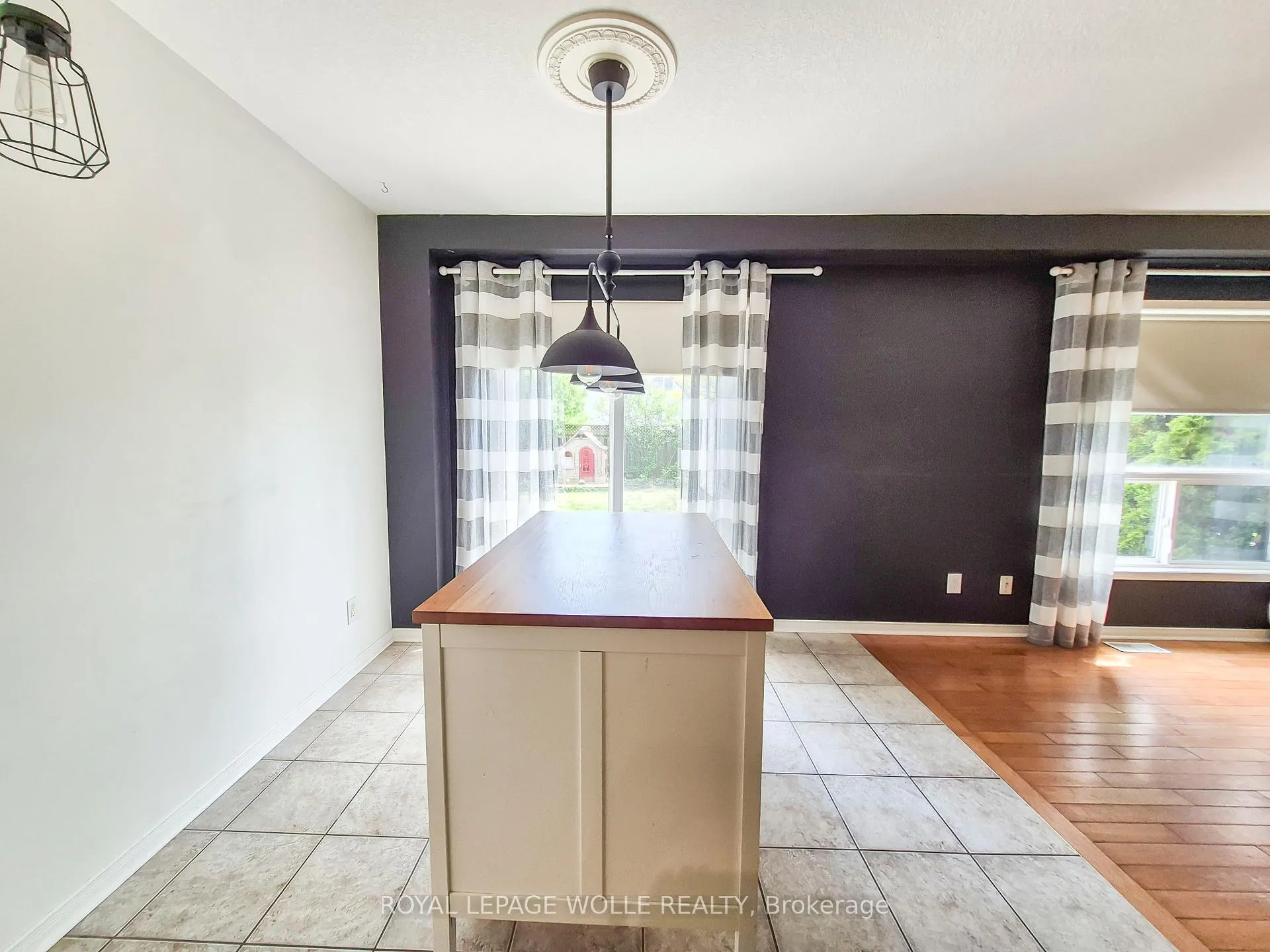Photo 9 of Unit 1, 147 Dubrick Crescent, Kitchener — HOMEH