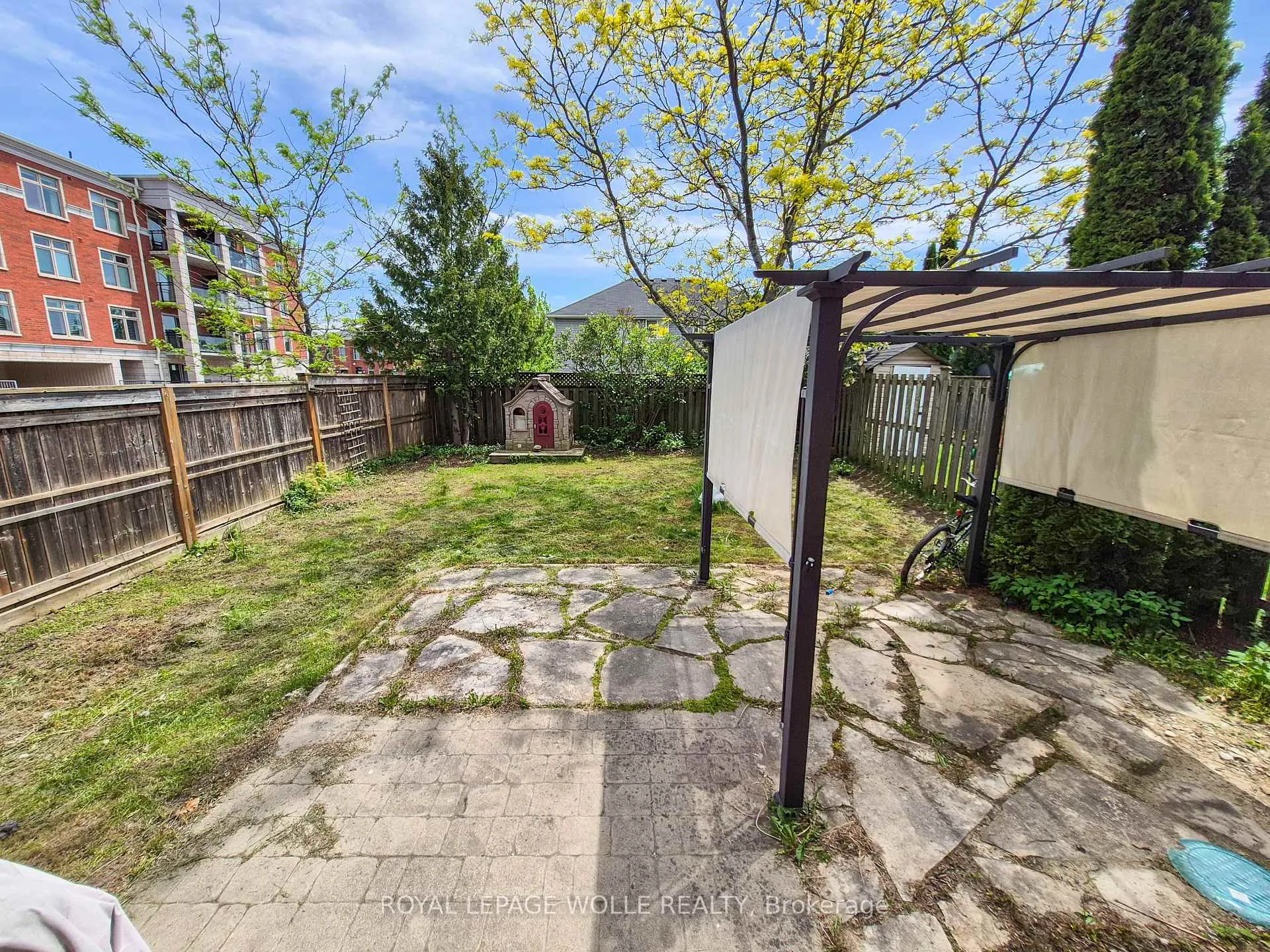 Photo 11 of Unit 1, 147 Dubrick Crescent, Kitchener — HOMEH