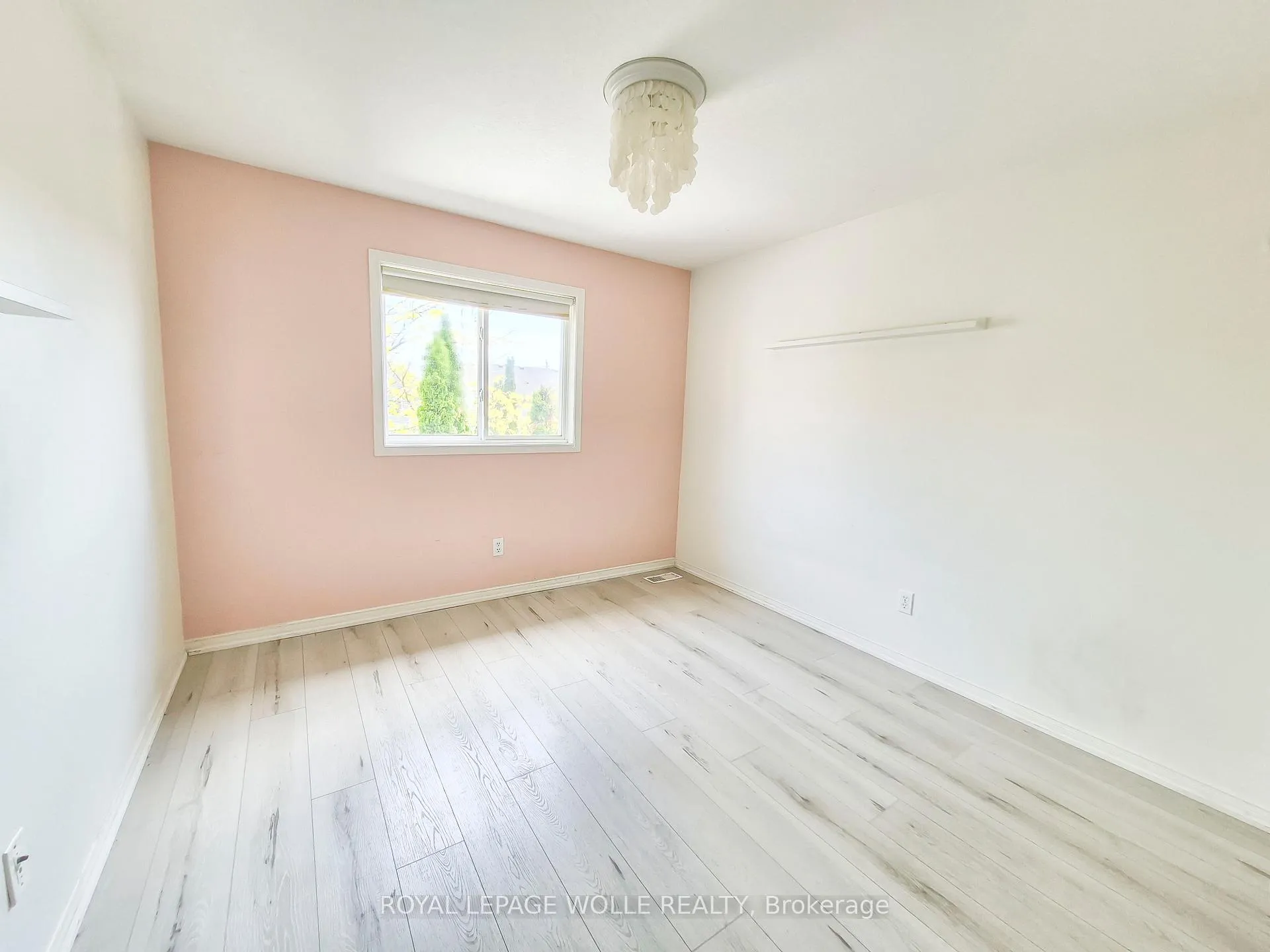 Photo 18 of Unit 1, 147 Dubrick Crescent, Kitchener — HOMEH