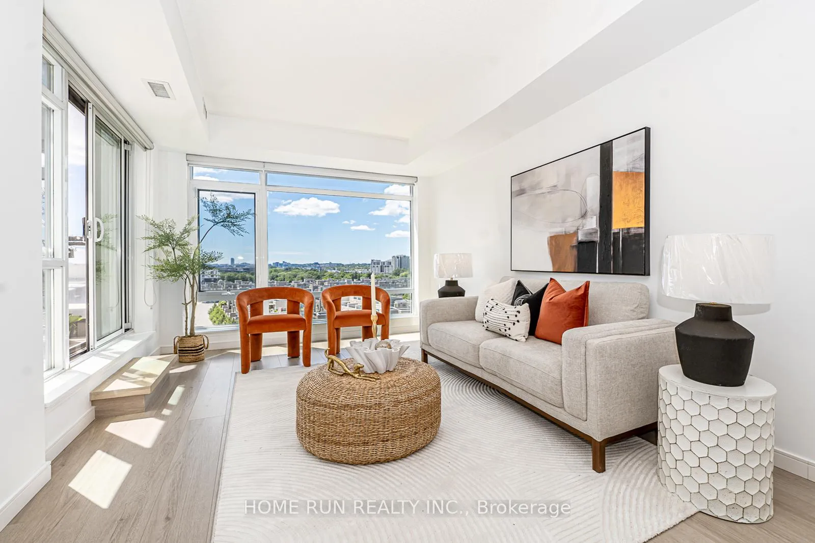 Photo 5 of Unit 902E, 8110 Birchmount Road W, Markham, Unionville — HOMEH