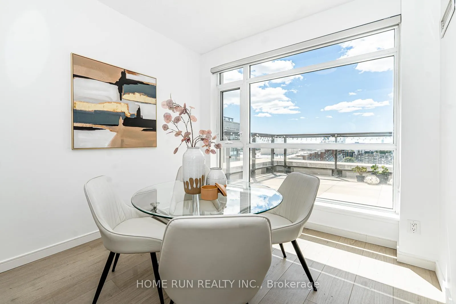 Photo 14 of Unit 902E, 8110 Birchmount Road W, Markham, Unionville — HOMEH