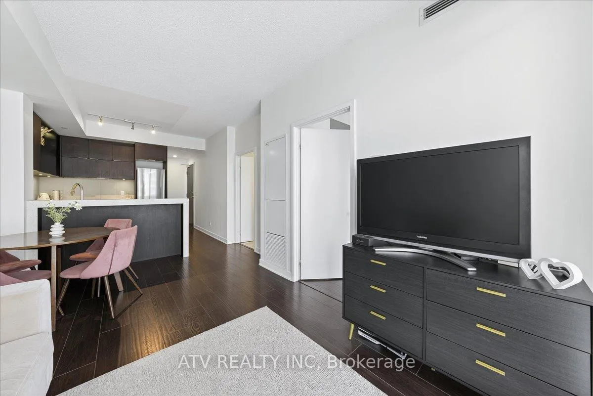 Photo 11 of Unit 1113, 170 Sumach Street, Toronto, Regent Park — HOMEH