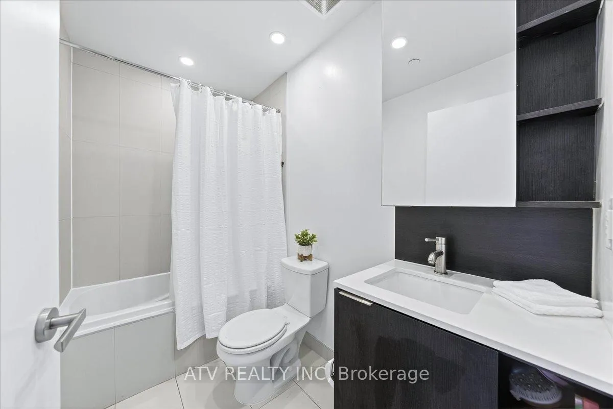 Photo 16 of Unit 1113, 170 Sumach Street, Toronto, Regent Park — HOMEH