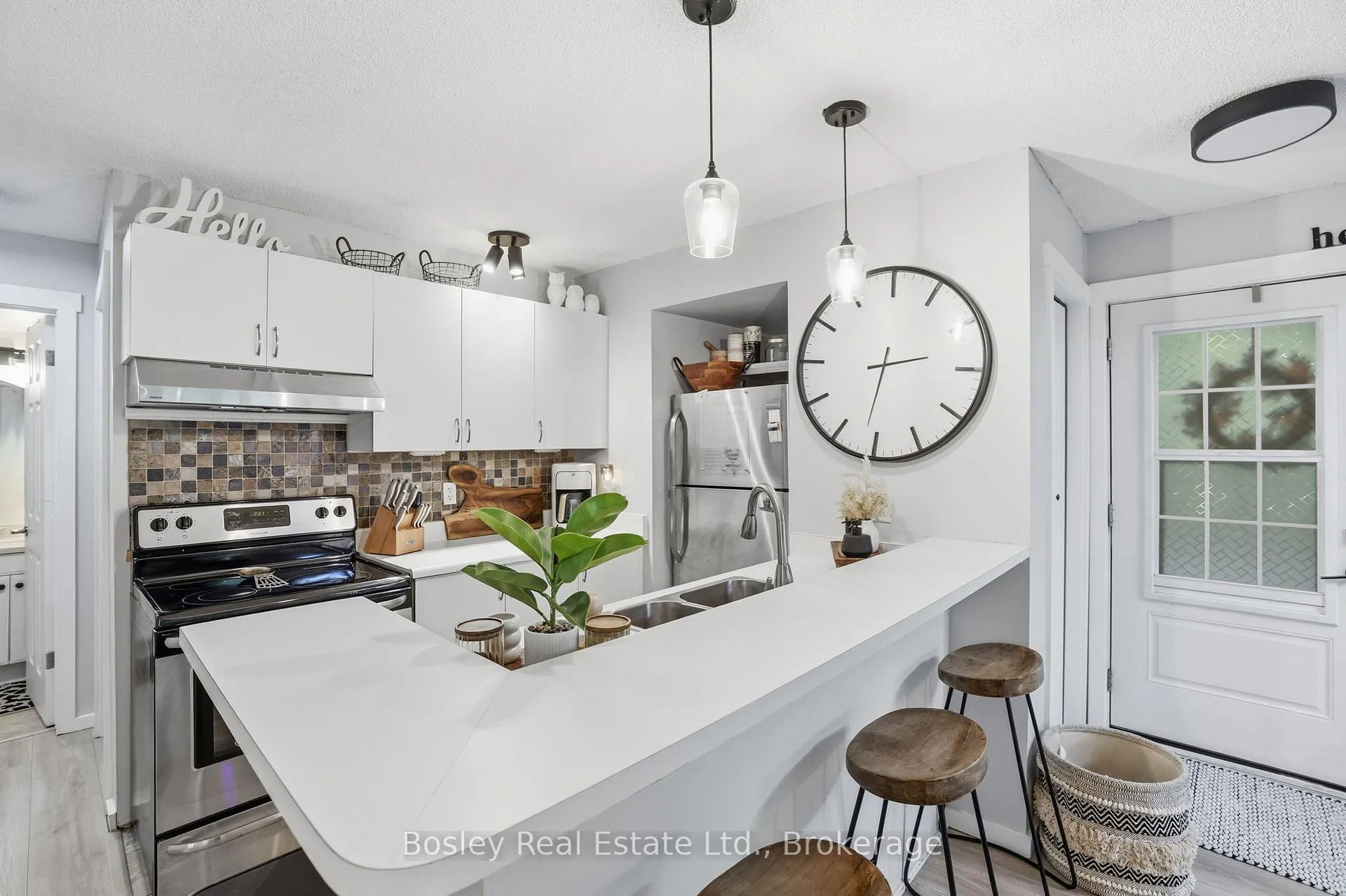 Photo 5 of Unit 114, 23 Dawson Drive, Collingwood — HOMEH