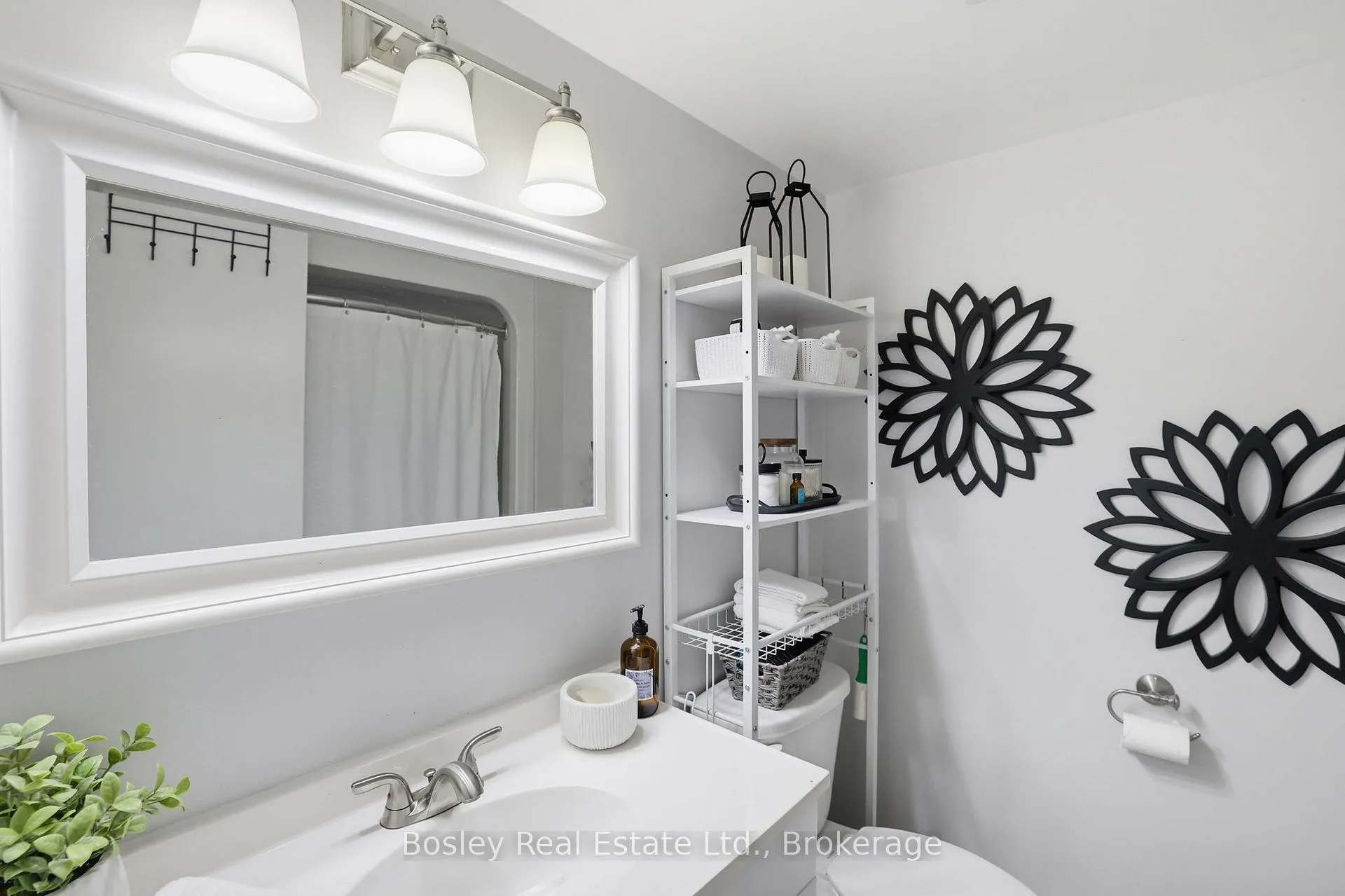 Photo 18 of Unit 114, 23 Dawson Drive, Collingwood — HOMEH
