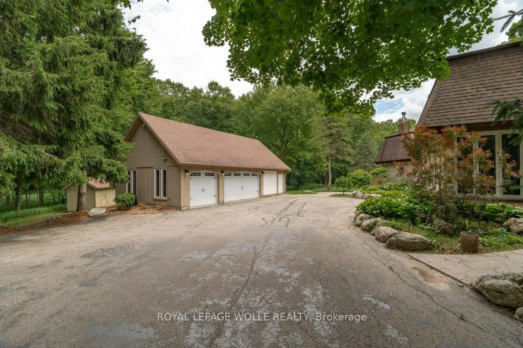 Photo 8 of 2229 Herrgott Road, Wellesley — HOMEH