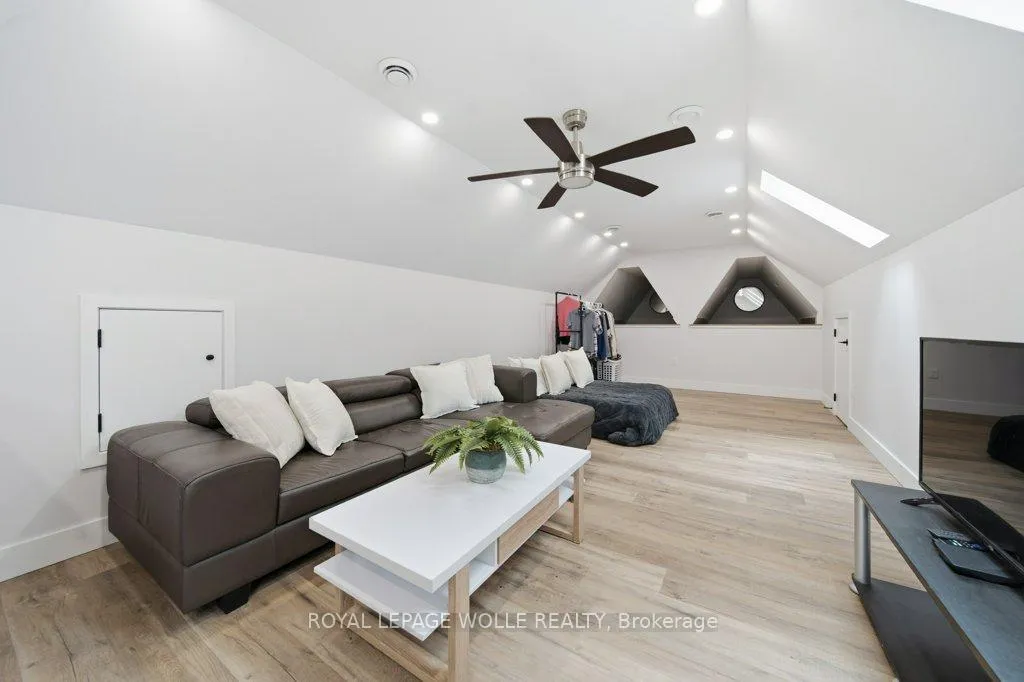 Photo 42 of 2229 Herrgott Road, Wellesley — HOMEH