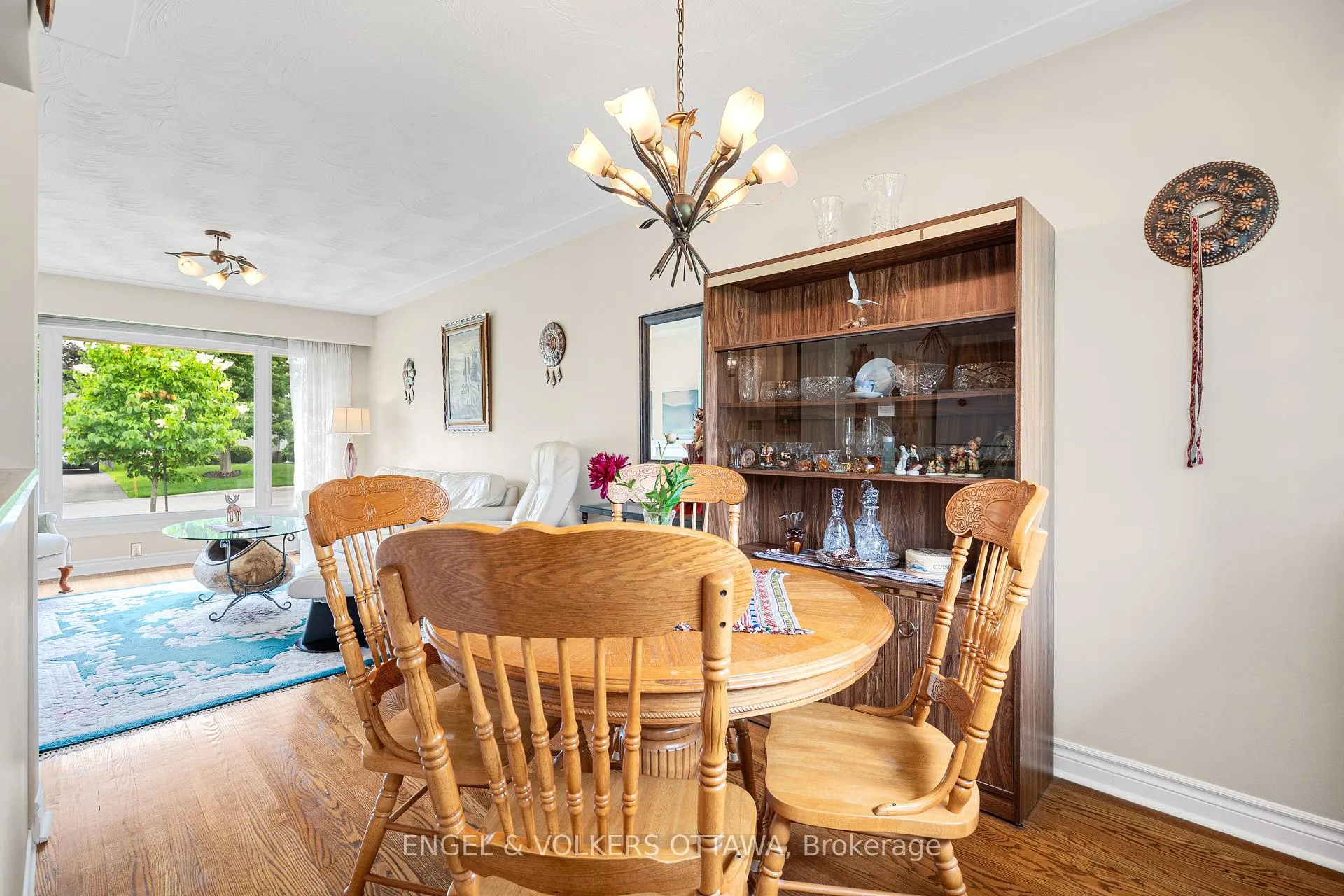 Photo 7 of 709 Pleasant Park Road, Ottawa, Elmvale Acres — HOMEH