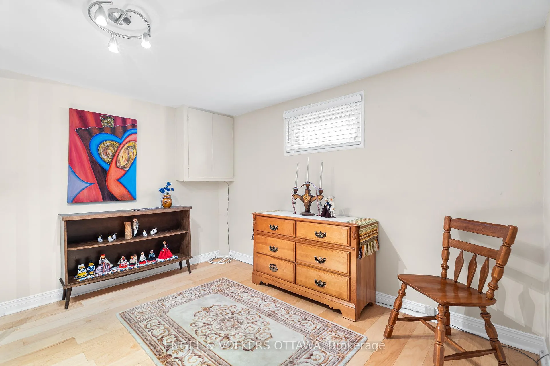 Photo 32 of 709 Pleasant Park Road, Ottawa, Elmvale Acres — HOMEH