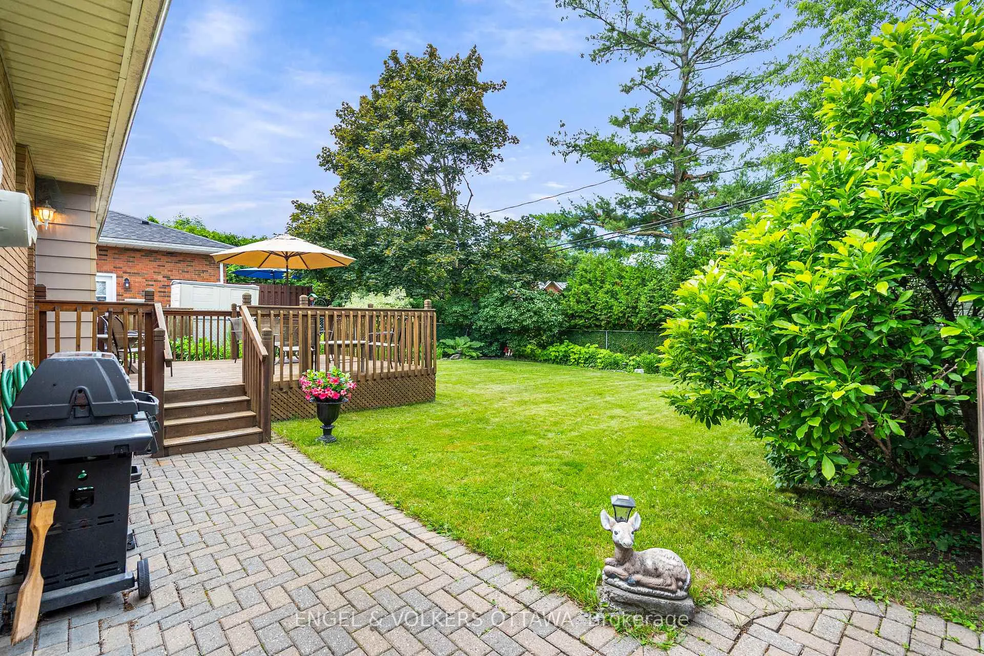 Photo 35 of 709 Pleasant Park Road, Ottawa, Elmvale Acres — HOMEH