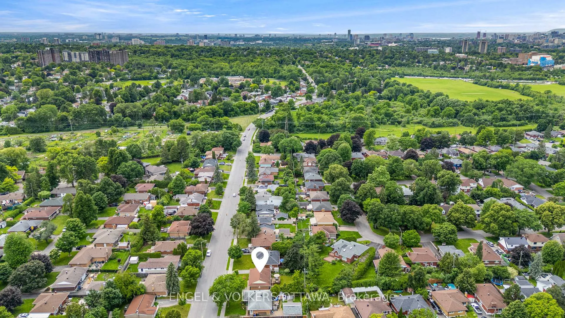 Photo 45 of 709 Pleasant Park Road, Ottawa, Elmvale Acres — HOMEH