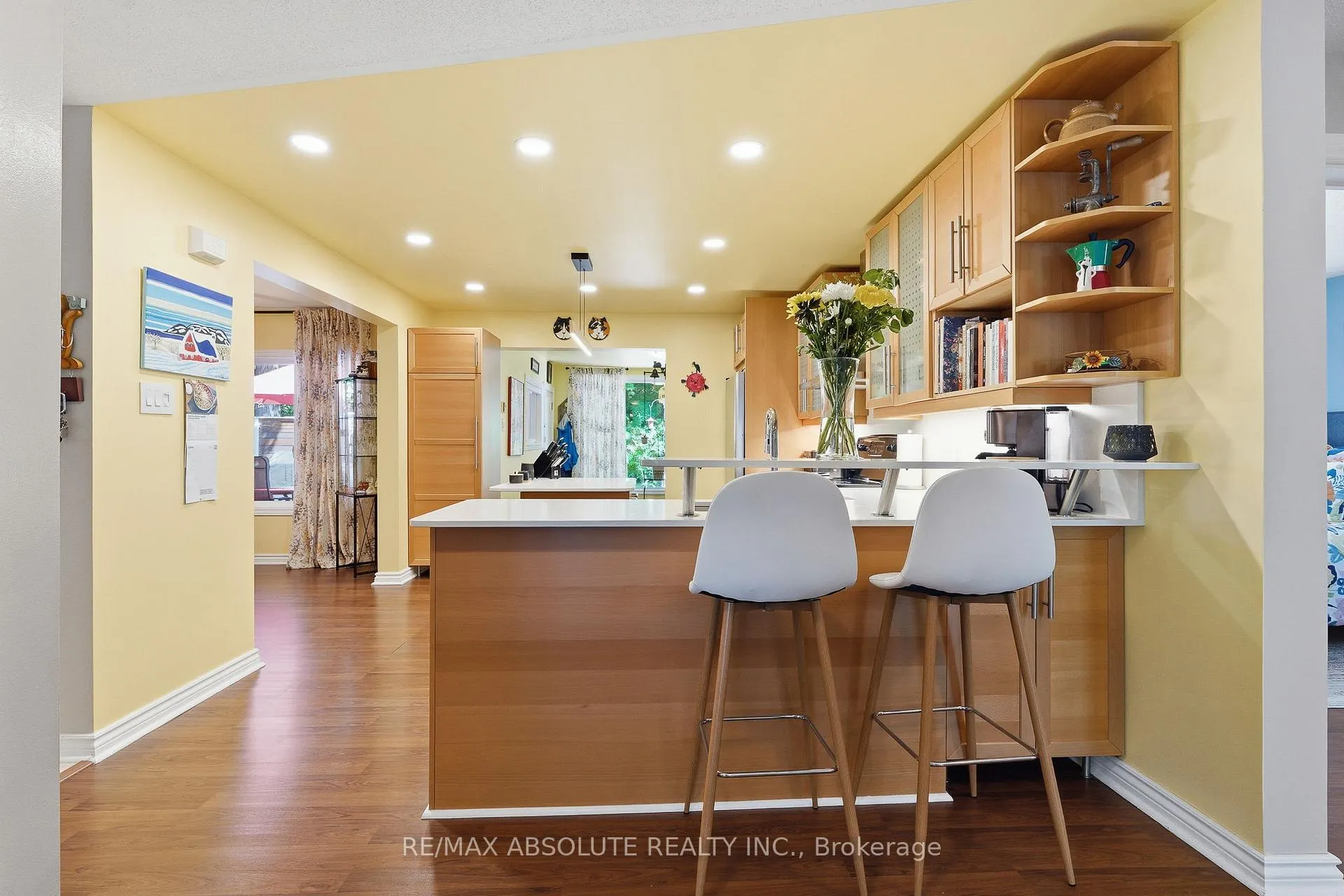 Photo 9 of 829 Montreal Road, Ottawa, CFB Rockcliffe and Area — HOMEH