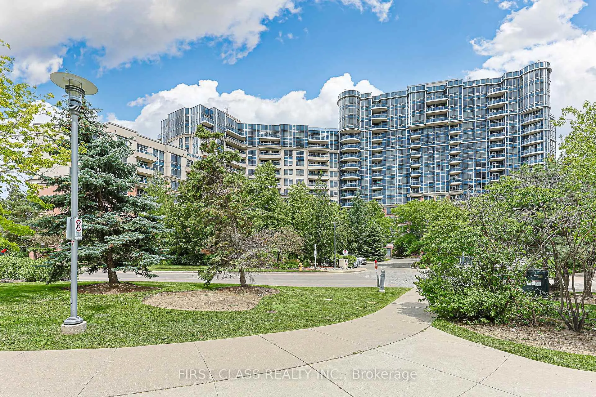 Photo 1 of Unit 1206, 33 Cox Boulevard, Markham, Unionville — HOMEH