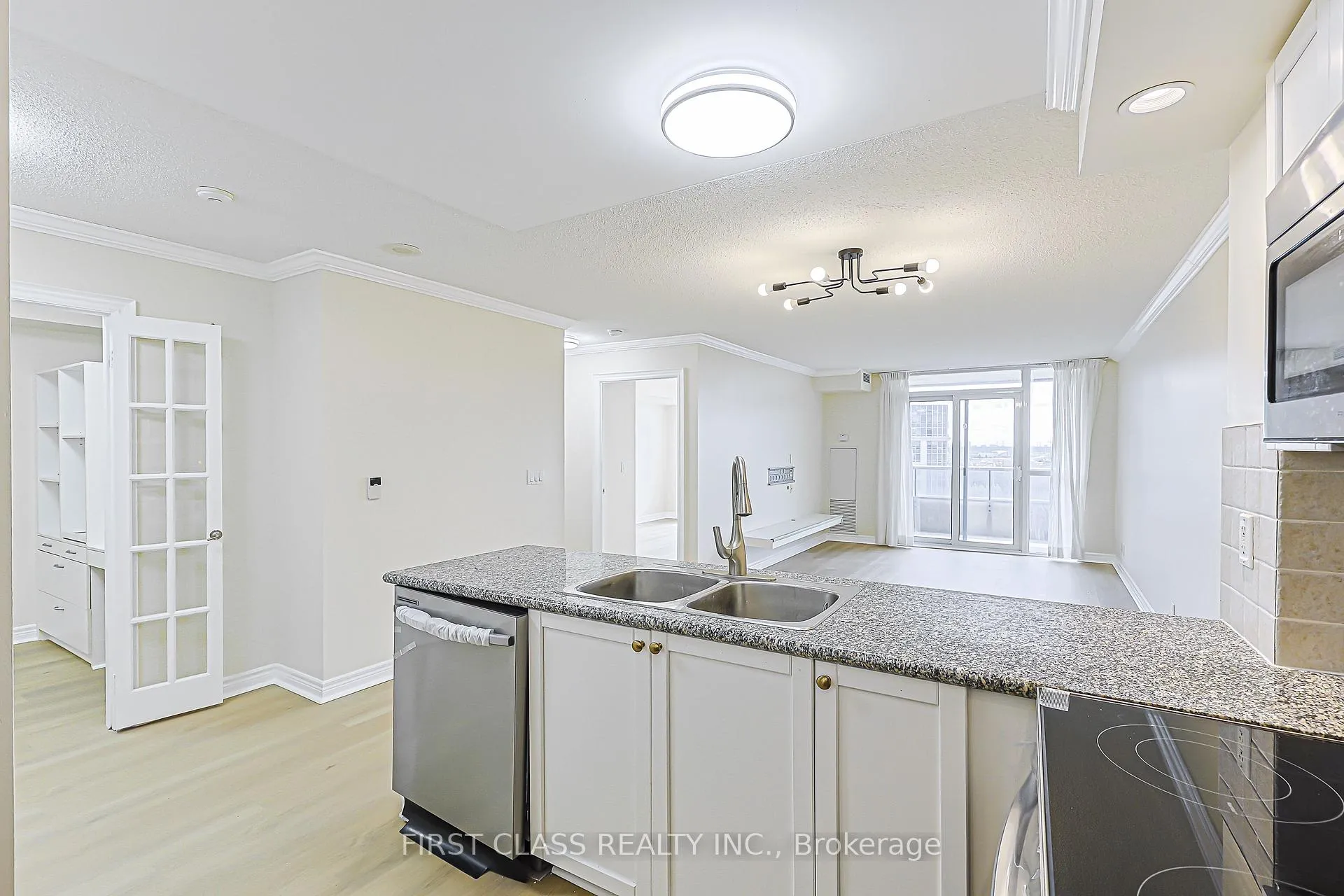 Photo 10 of Unit 1206, 33 Cox Boulevard, Markham, Unionville — HOMEH