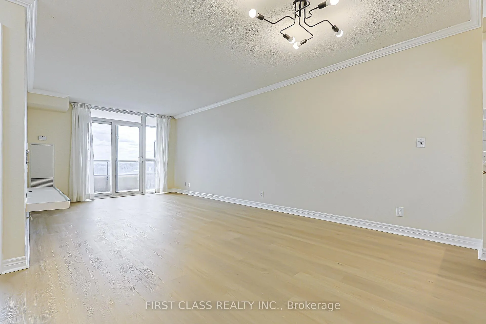Photo 12 of Unit 1206, 33 Cox Boulevard, Markham, Unionville — HOMEH