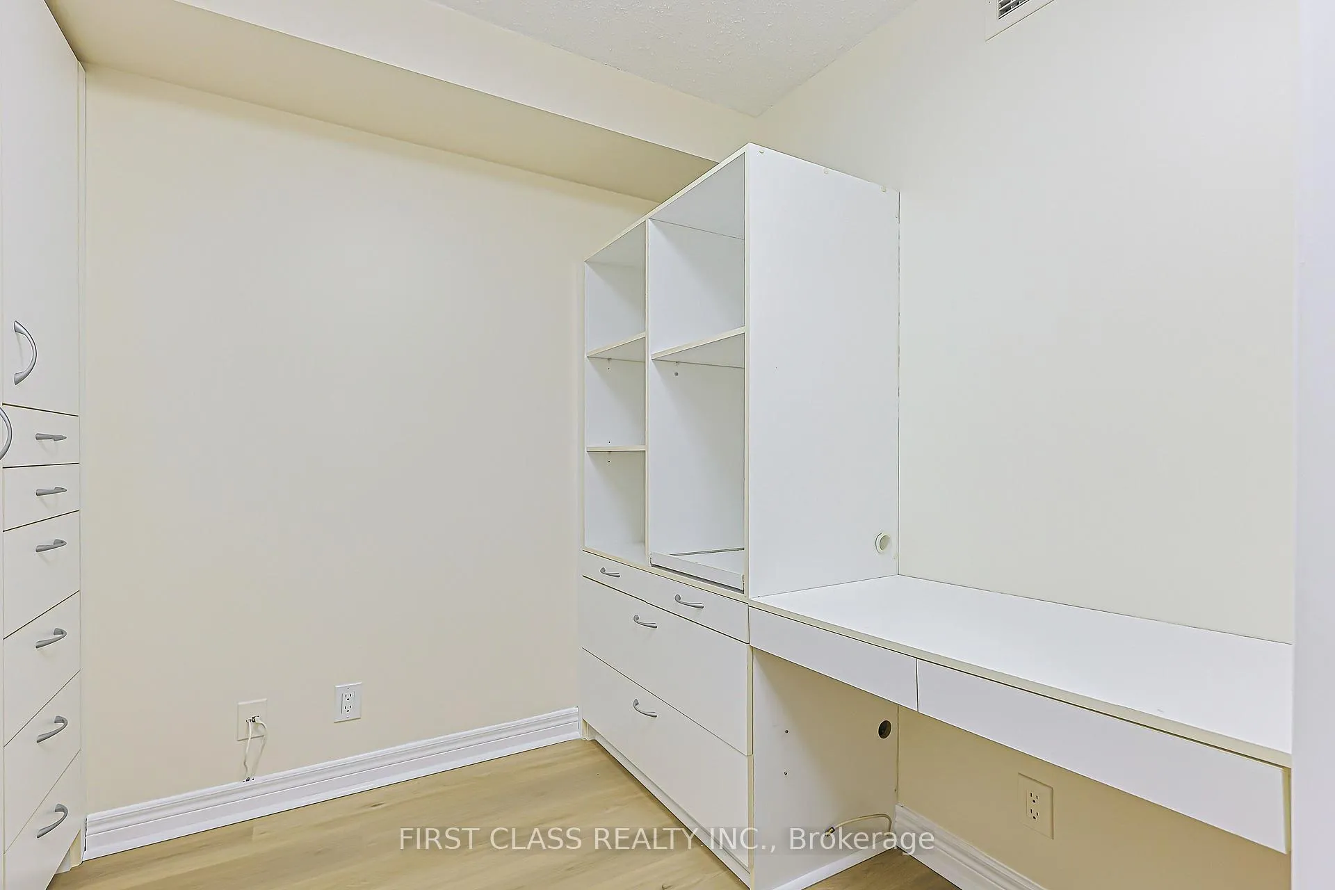 Photo 22 of Unit 1206, 33 Cox Boulevard, Markham, Unionville — HOMEH