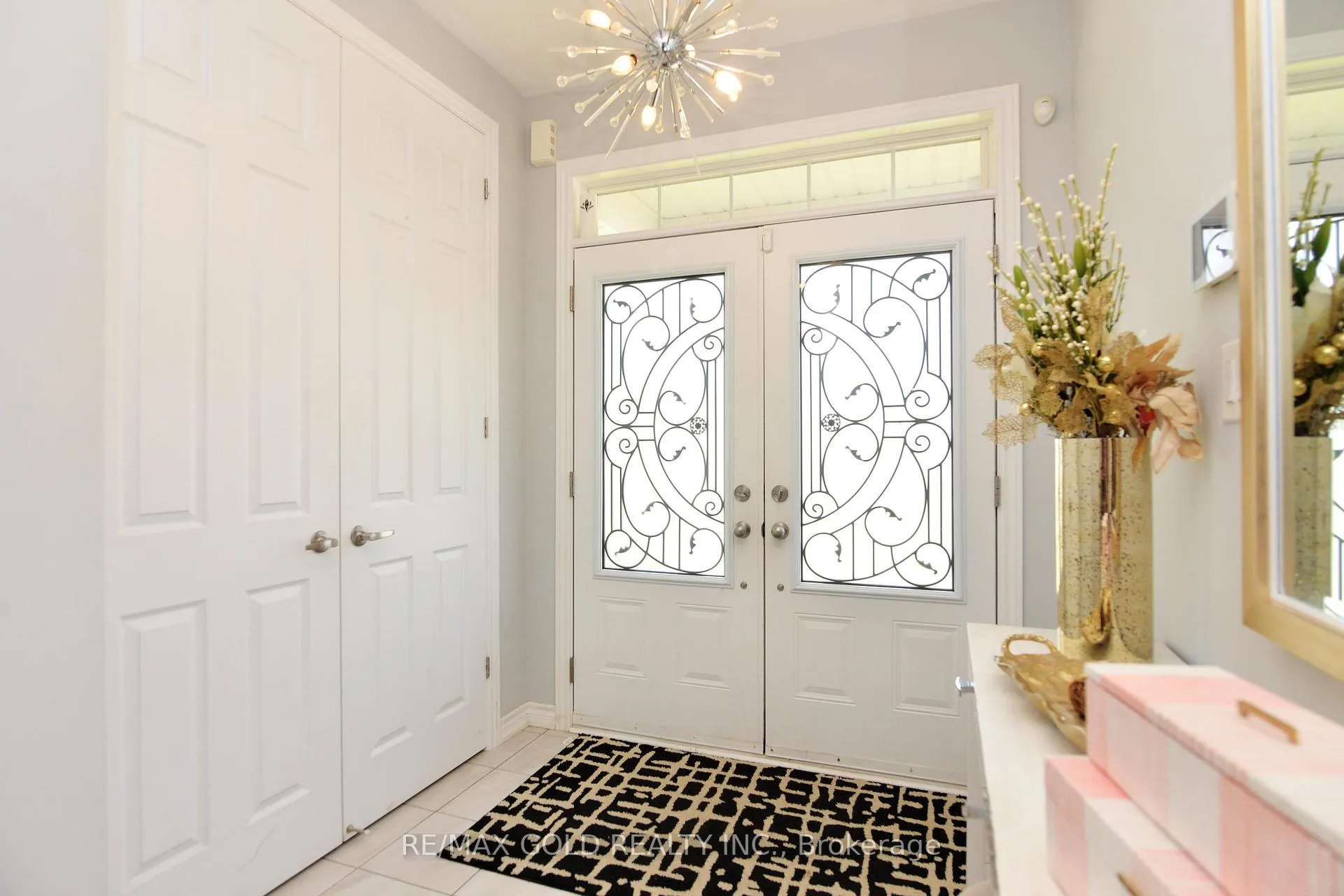 Photo 5 of 133 Harpin Way E, Centre Wellington, Fergus — HOMEH