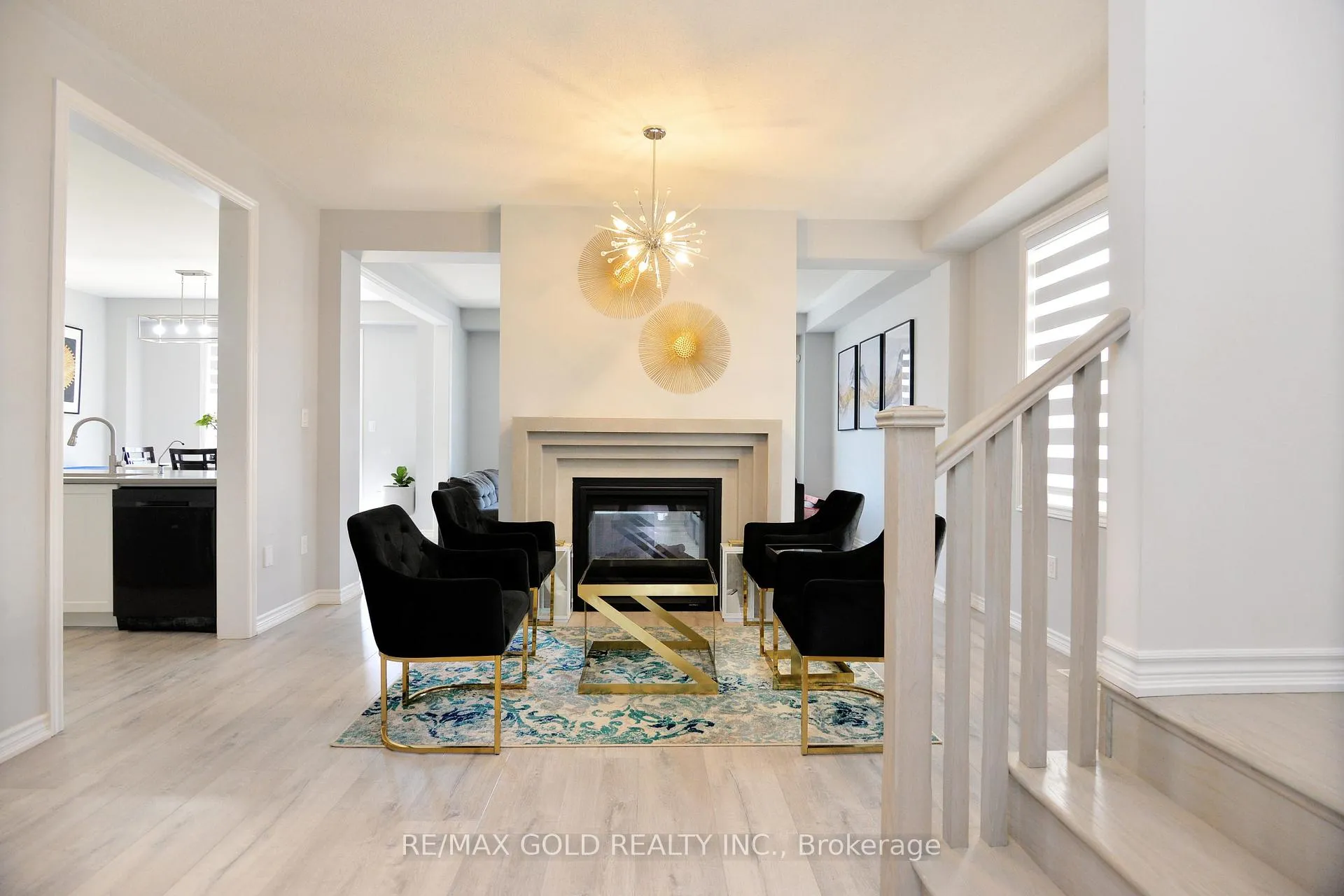 Photo 8 of 133 Harpin Way E, Centre Wellington, Fergus — HOMEH