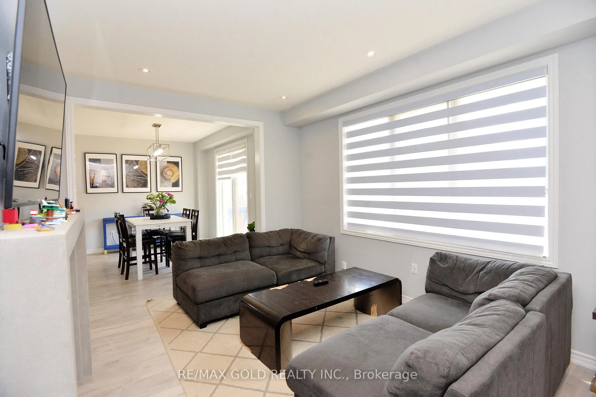 Photo 18 of 133 Harpin Way E, Centre Wellington, Fergus — HOMEH