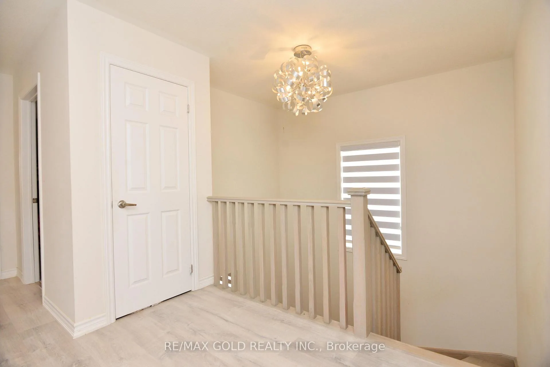 Photo 20 of 133 Harpin Way E, Centre Wellington, Fergus — HOMEH