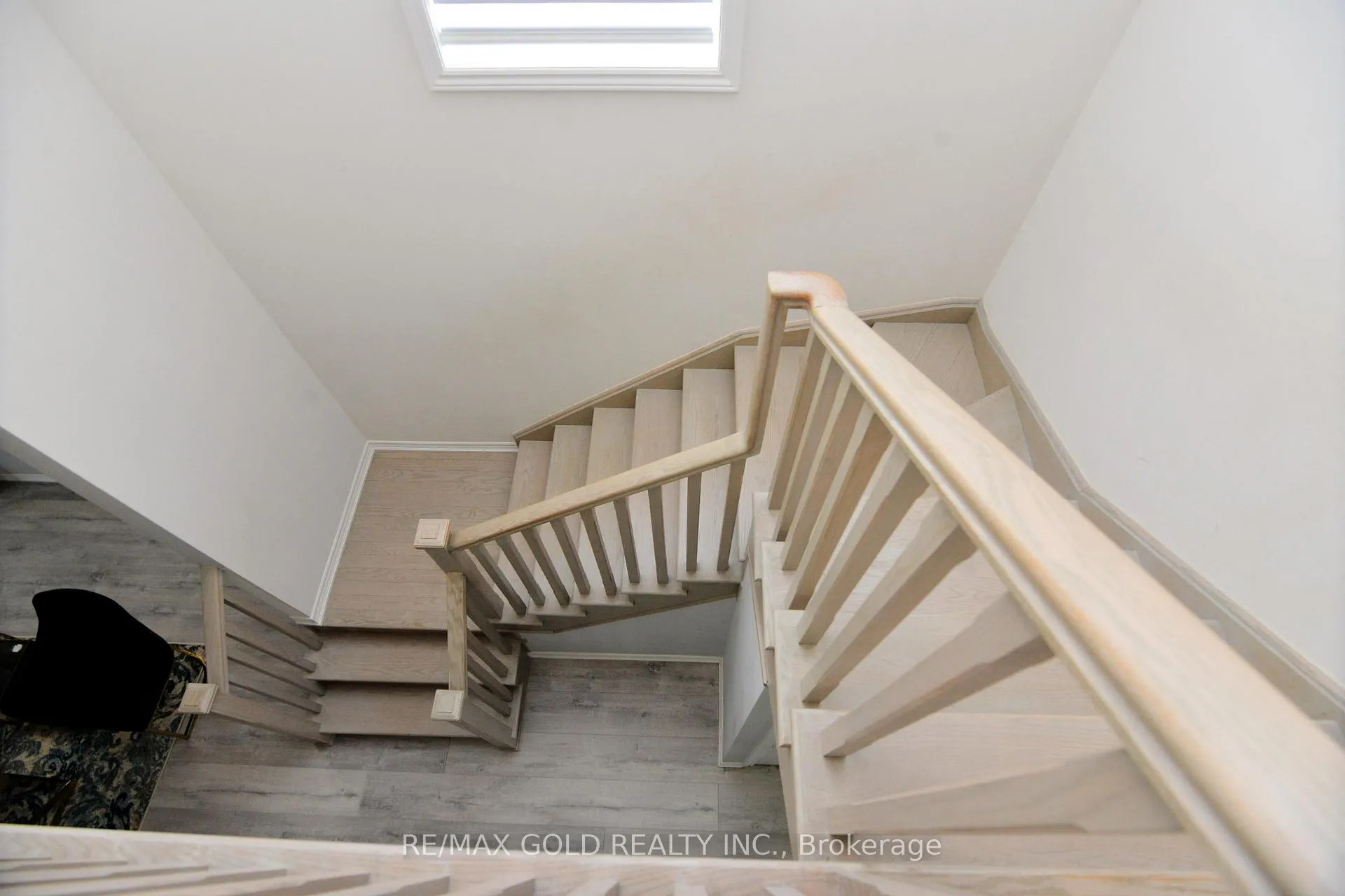 Photo 21 of 133 Harpin Way E, Centre Wellington, Fergus — HOMEH