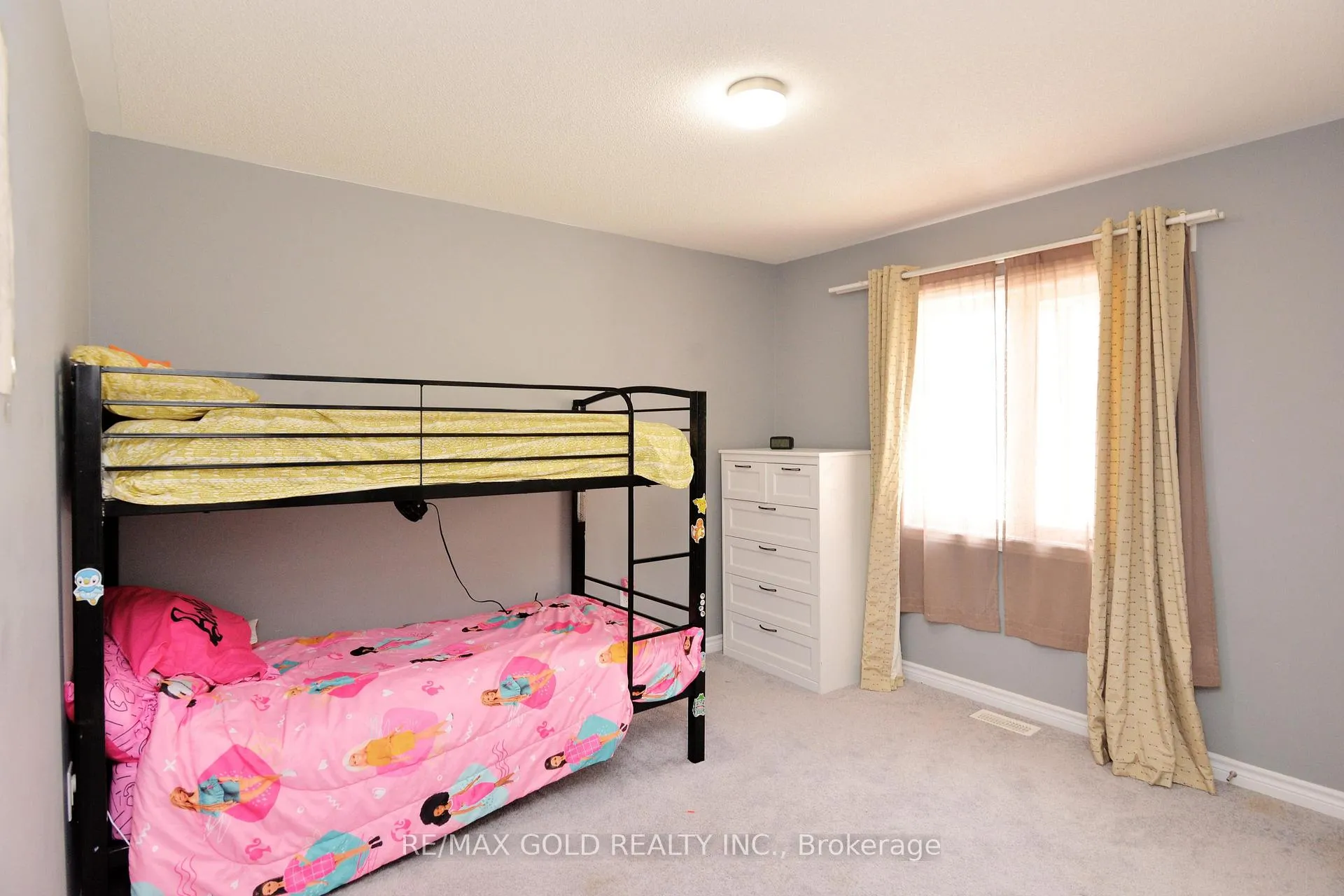 Photo 29 of 133 Harpin Way E, Centre Wellington, Fergus — HOMEH