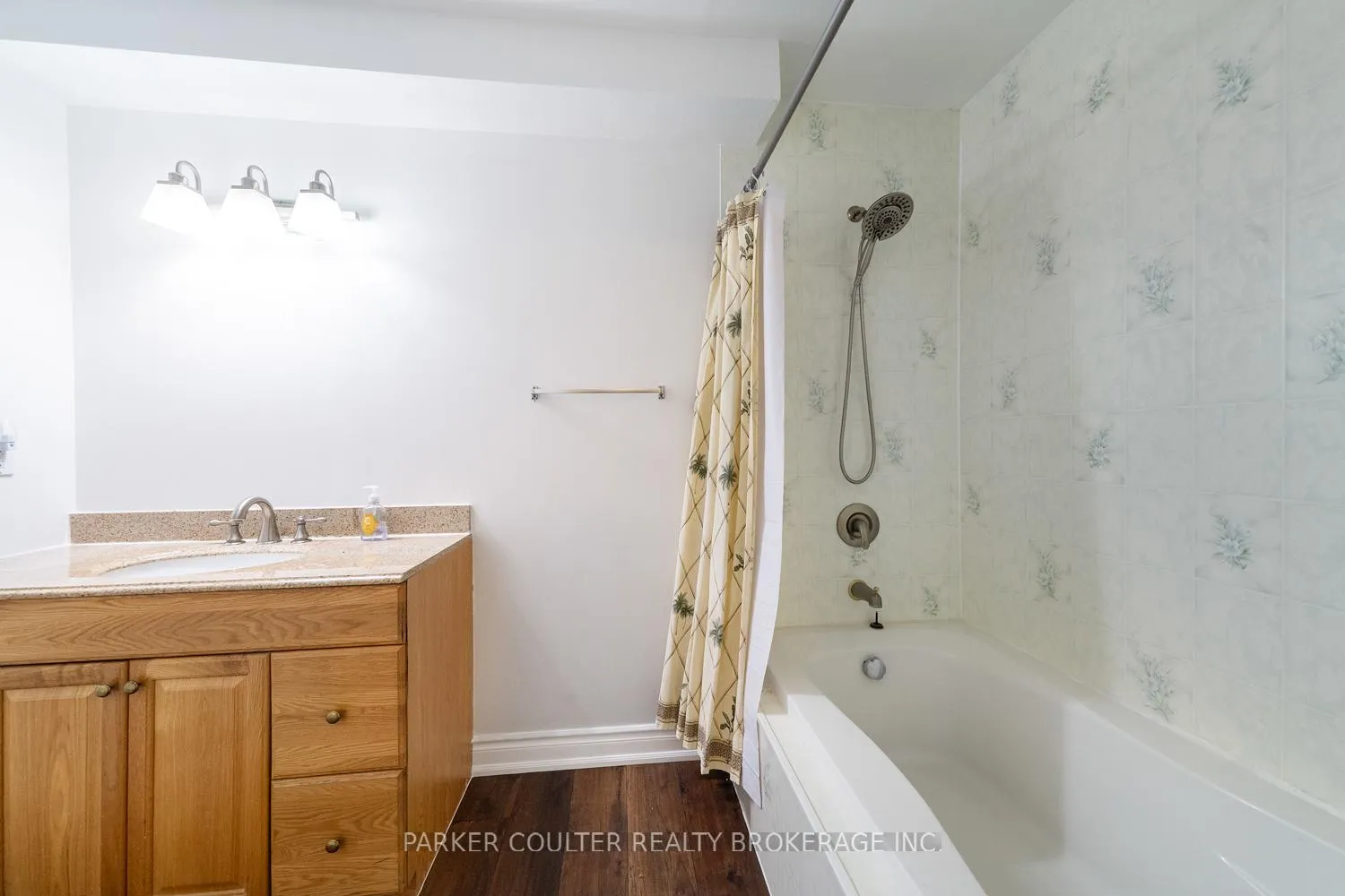 Photo 26 of 28 Keith Street, Orillia — HOMEH