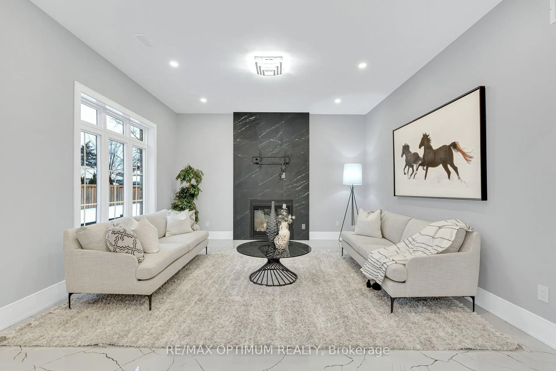 Photo 8 of 30 Mclaughlin Road N, Brampton, Northwood Park — HOMEH