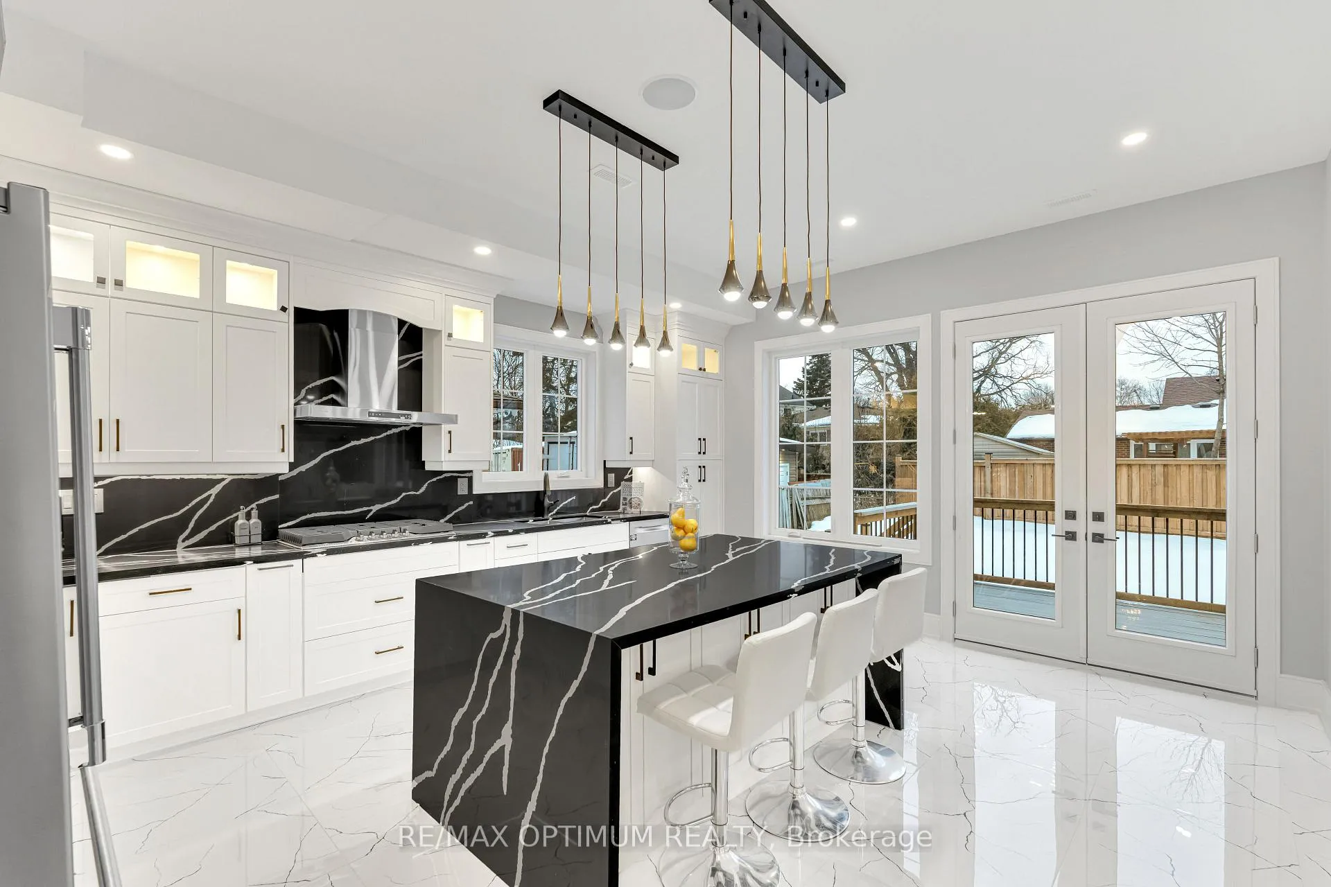 Photo 10 of 30 Mclaughlin Road N, Brampton, Northwood Park — HOMEH