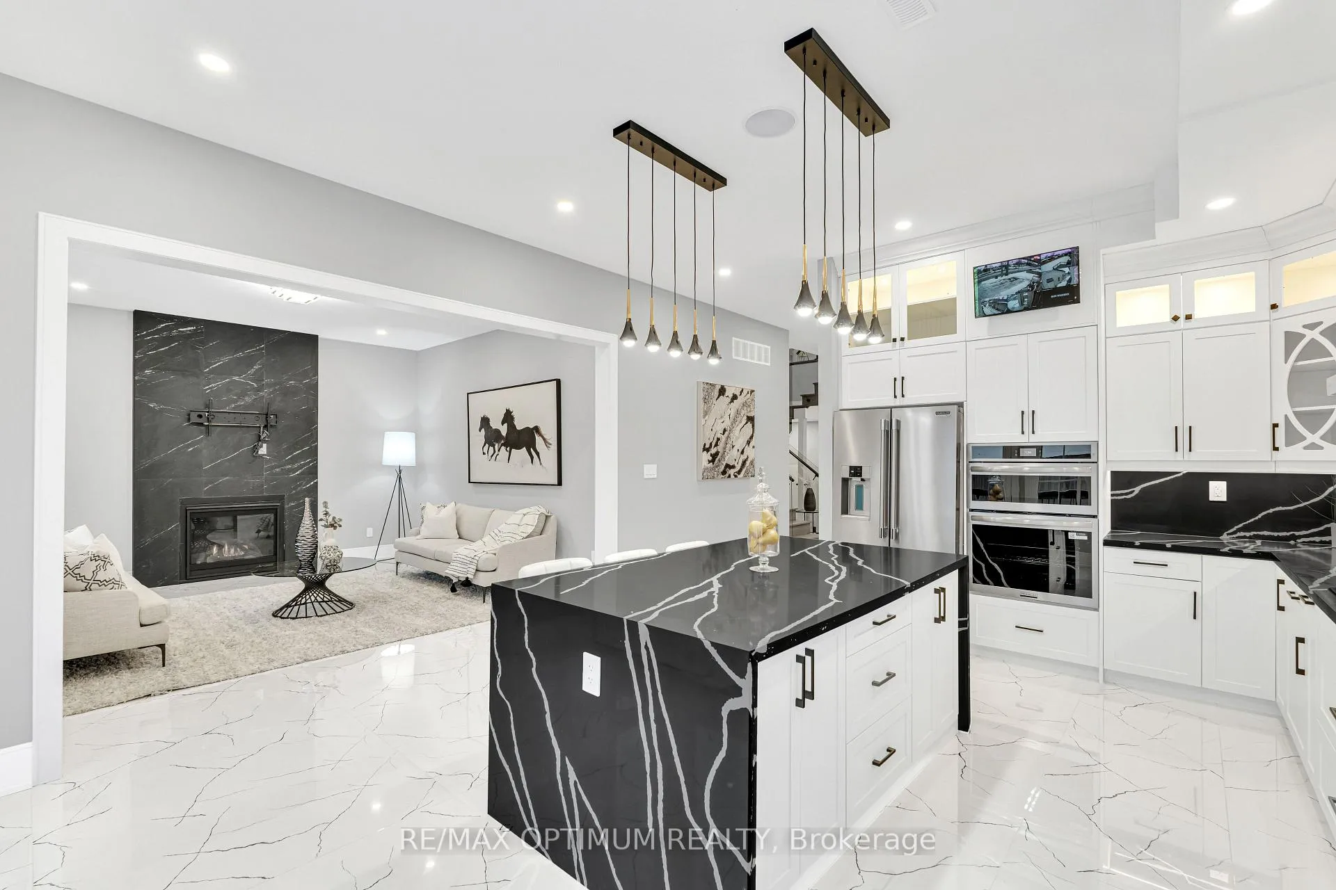Photo 12 of 30 Mclaughlin Road N, Brampton, Northwood Park — HOMEH