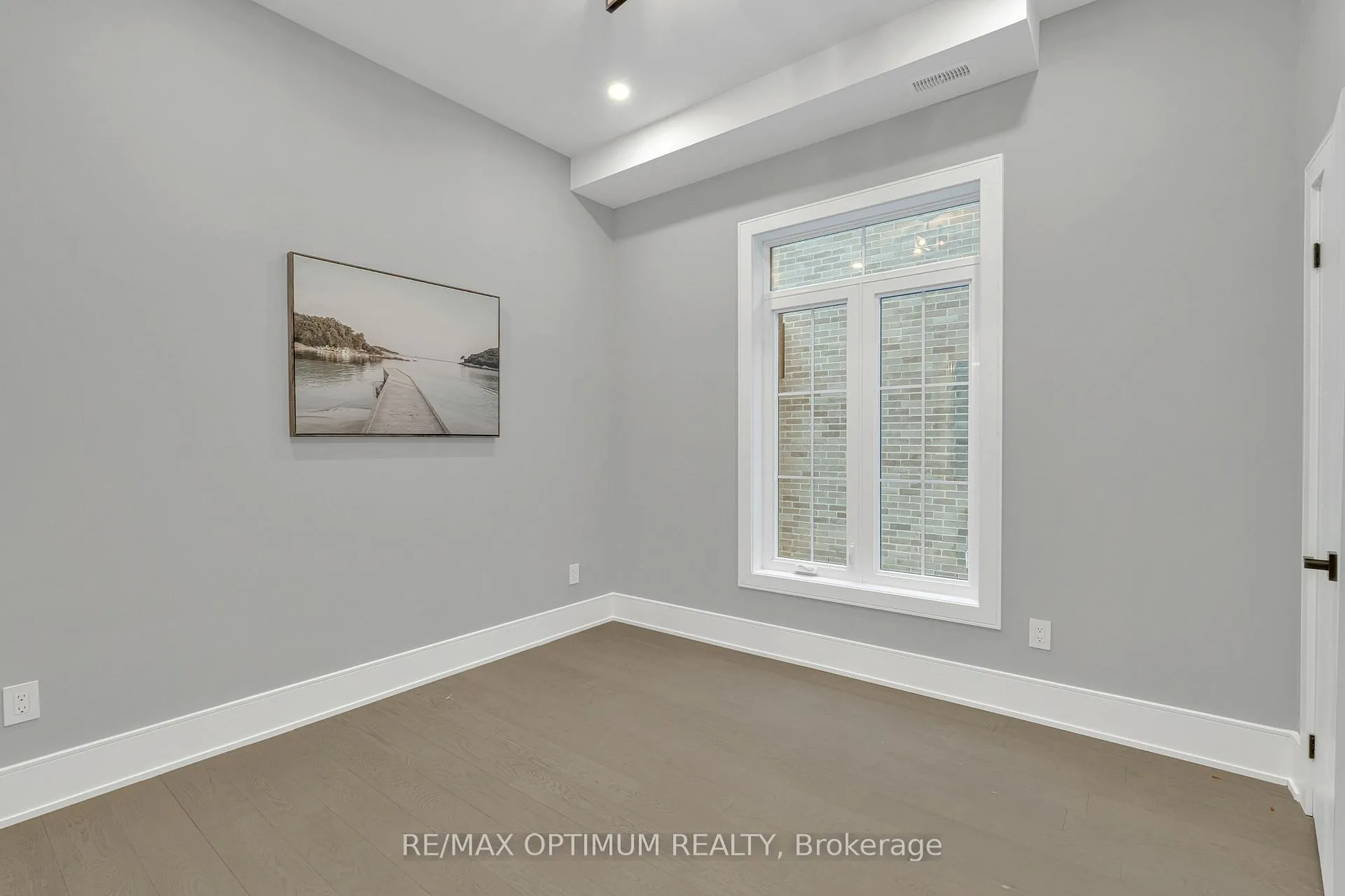 Photo 14 of 30 Mclaughlin Road N, Brampton, Northwood Park — HOMEH