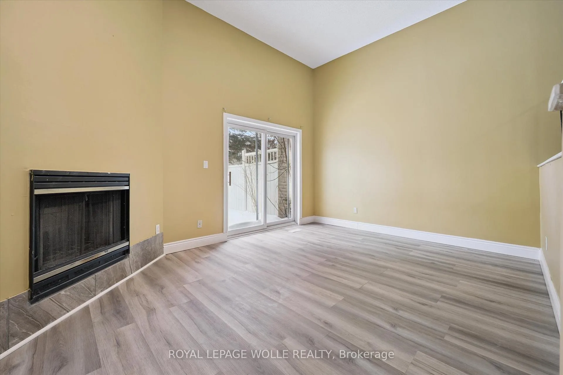 Photo 7 of Unit 43, 589 Beechwood Drive, Waterloo, Westvale — HOMEH