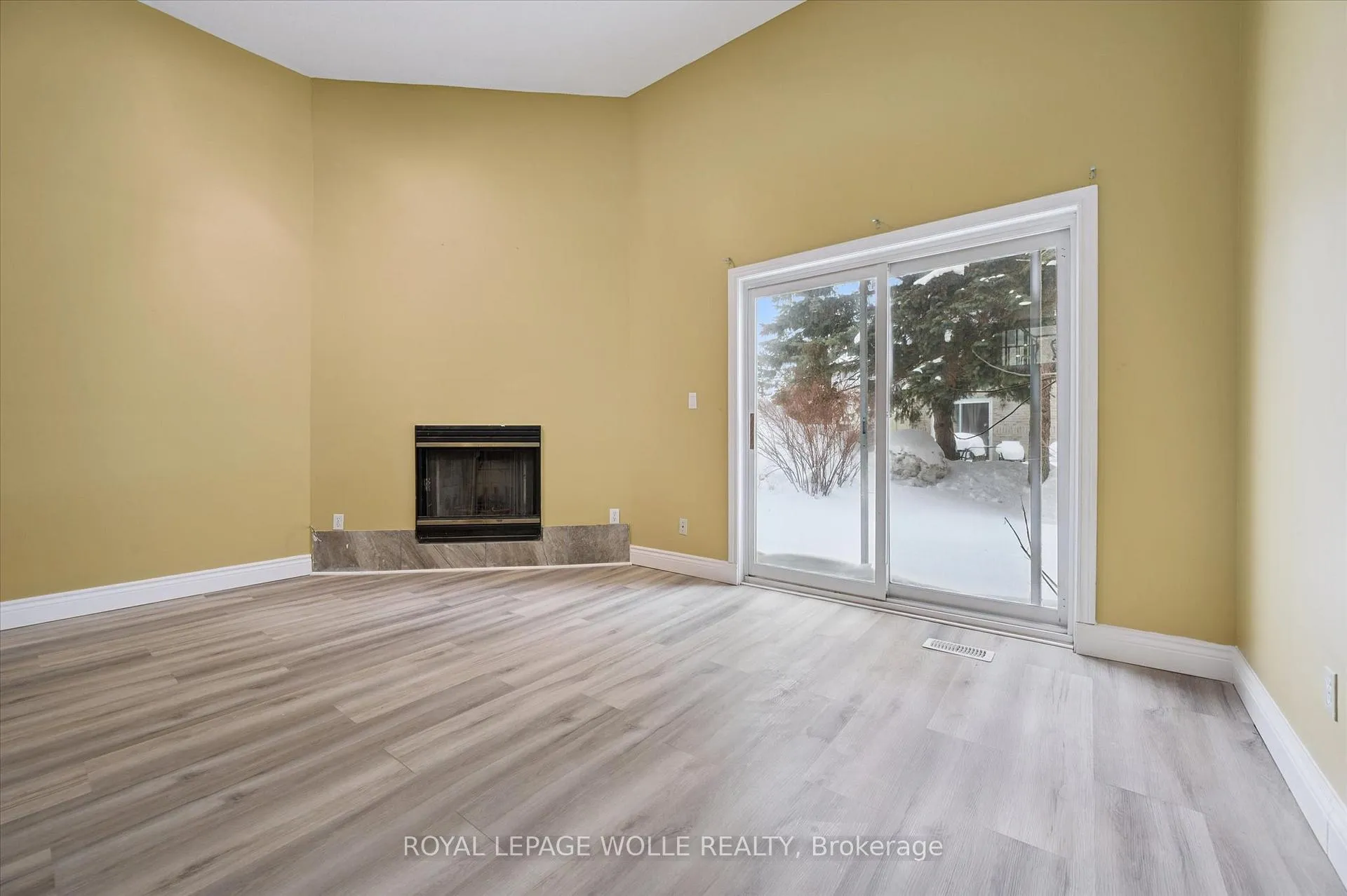 Photo 8 of Unit 43, 589 Beechwood Drive, Waterloo, Westvale — HOMEH