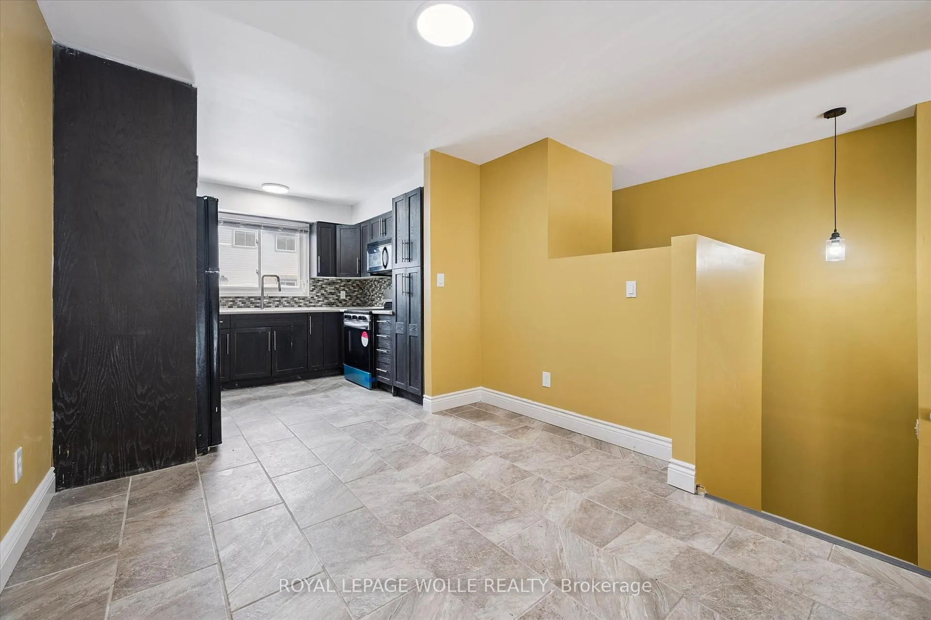 Photo 12 of Unit 43, 589 Beechwood Drive, Waterloo, Westvale — HOMEH
