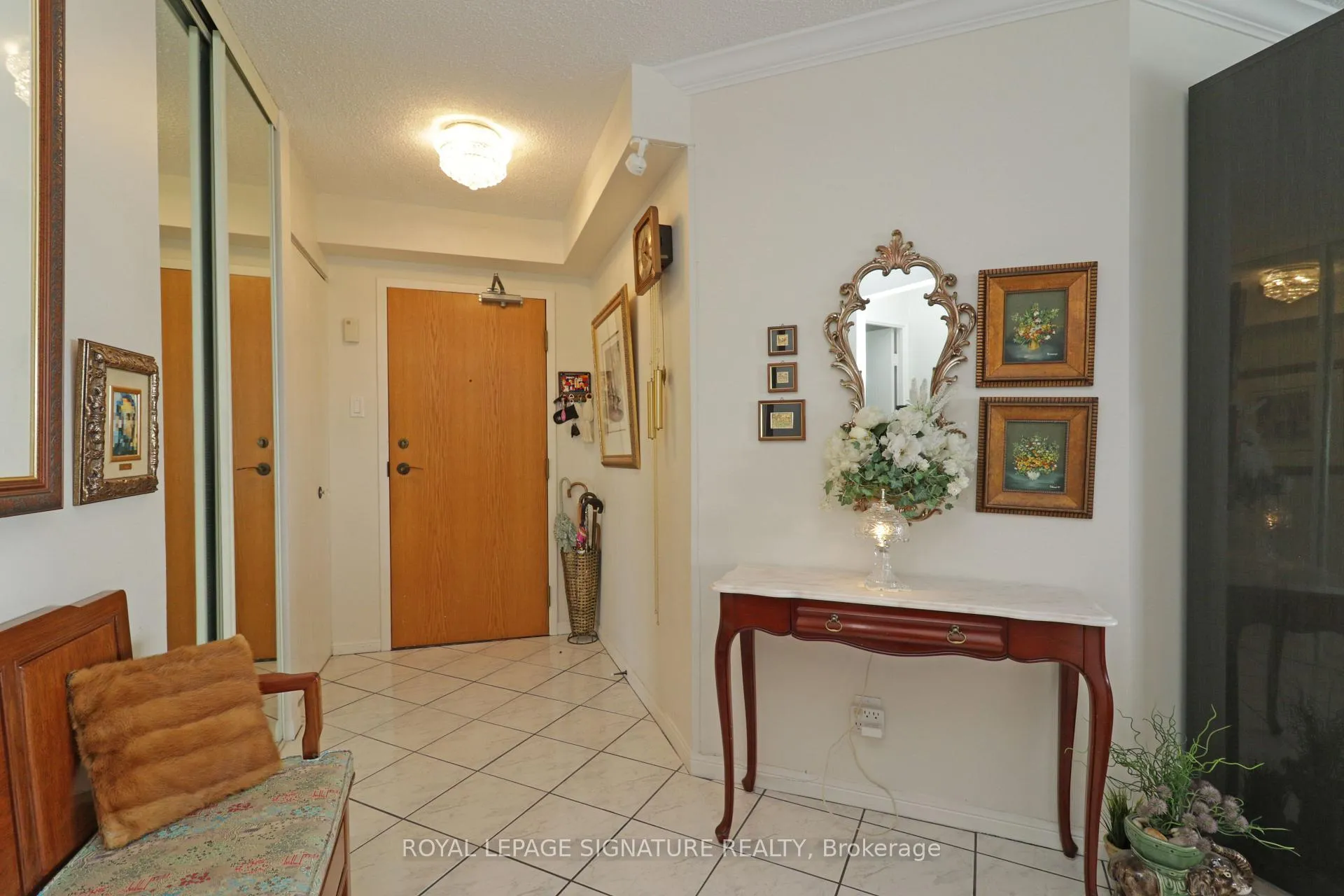 Photo 3 of Unit 1004, 65 Ellen Street, Barrie, City Centre — HOMEH