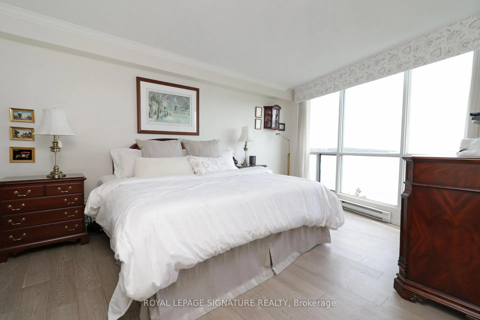 Photo 15 of Unit 1004, 65 Ellen Street, Barrie, City Centre — HOMEH