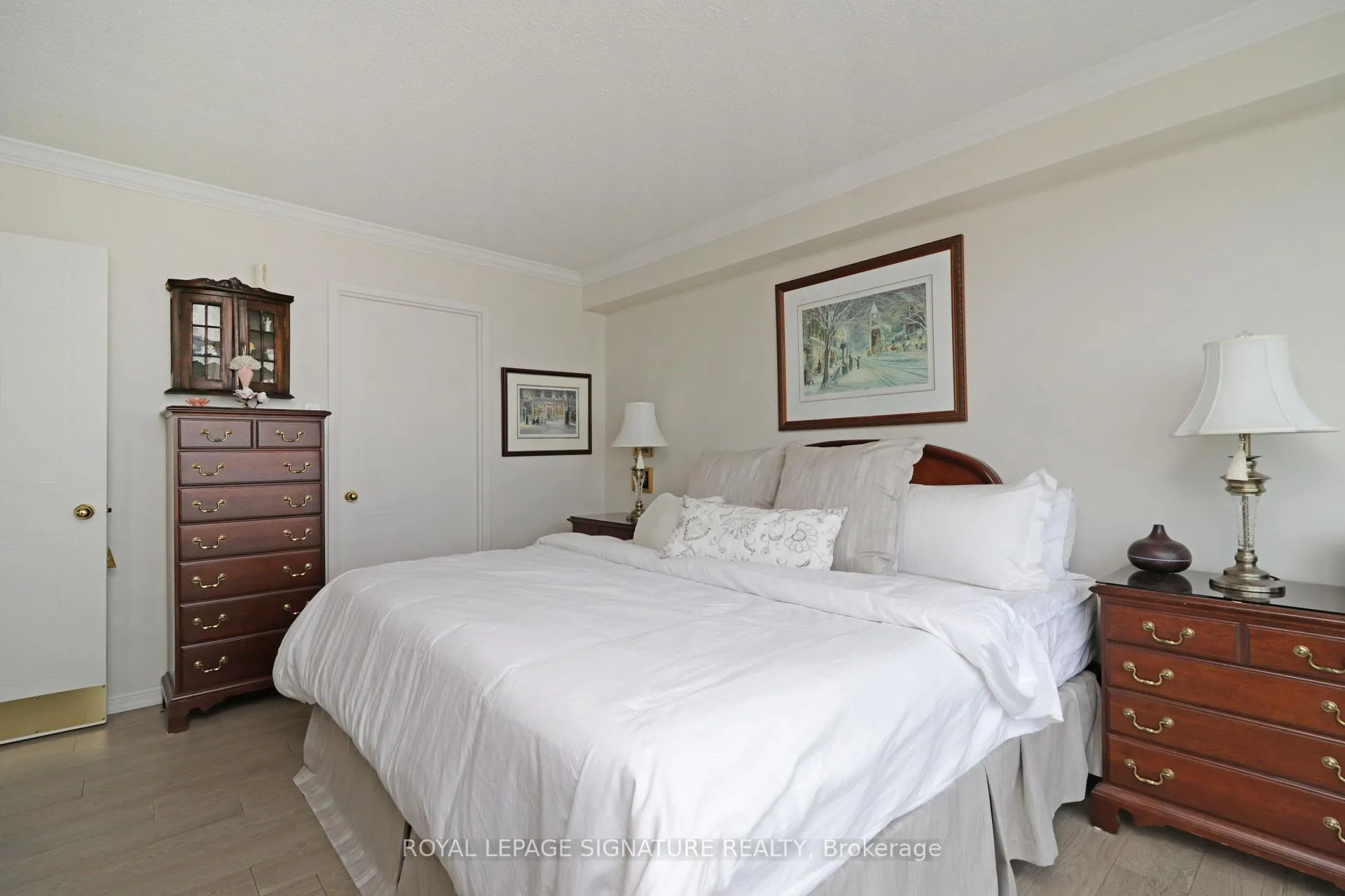 Photo 16 of Unit 1004, 65 Ellen Street, Barrie, City Centre — HOMEH