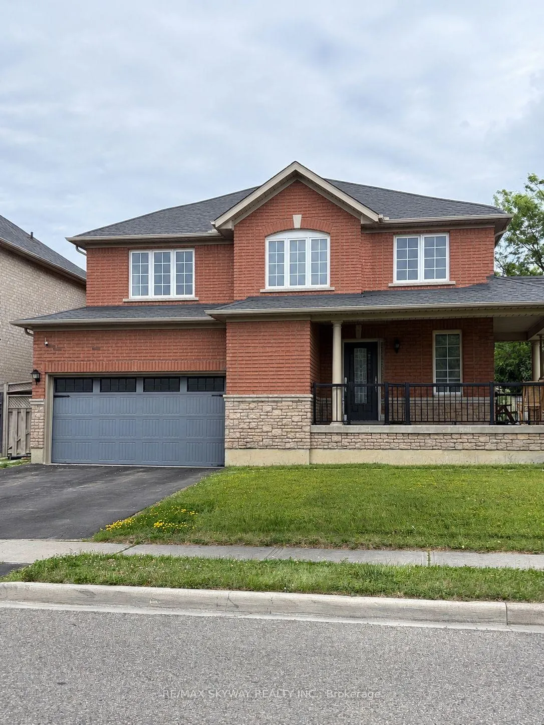 Photo 2 of 38 Egypt Drive, Brampton, Sandringham-Wellington — HOMEH