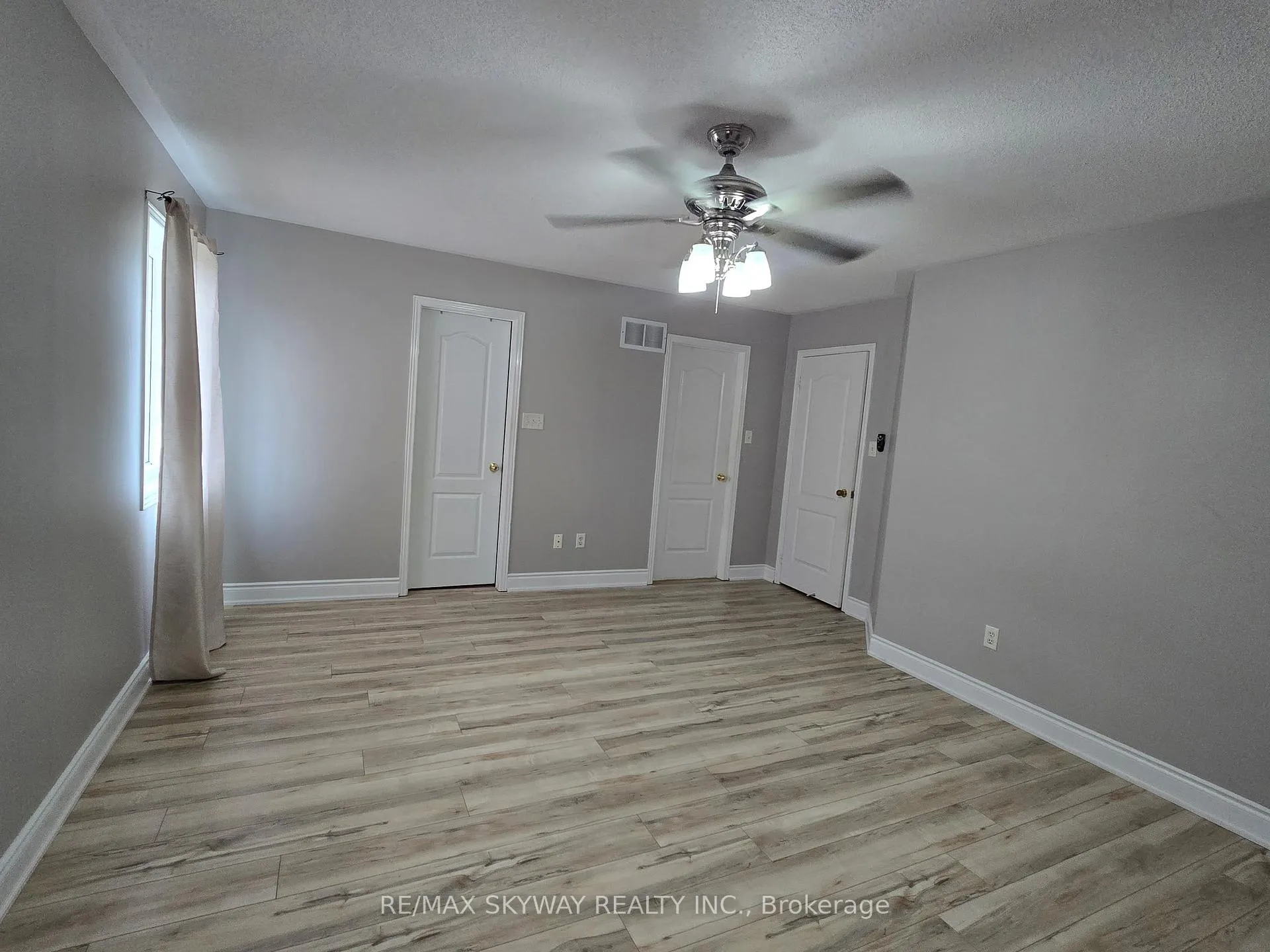Photo 15 of 38 Egypt Drive, Brampton, Sandringham-Wellington — HOMEH