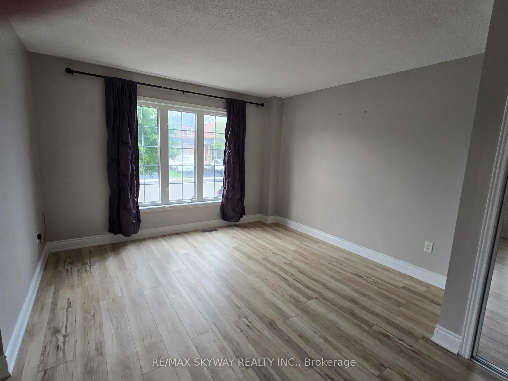 Photo 20 of 38 Egypt Drive, Brampton, Sandringham-Wellington — HOMEH