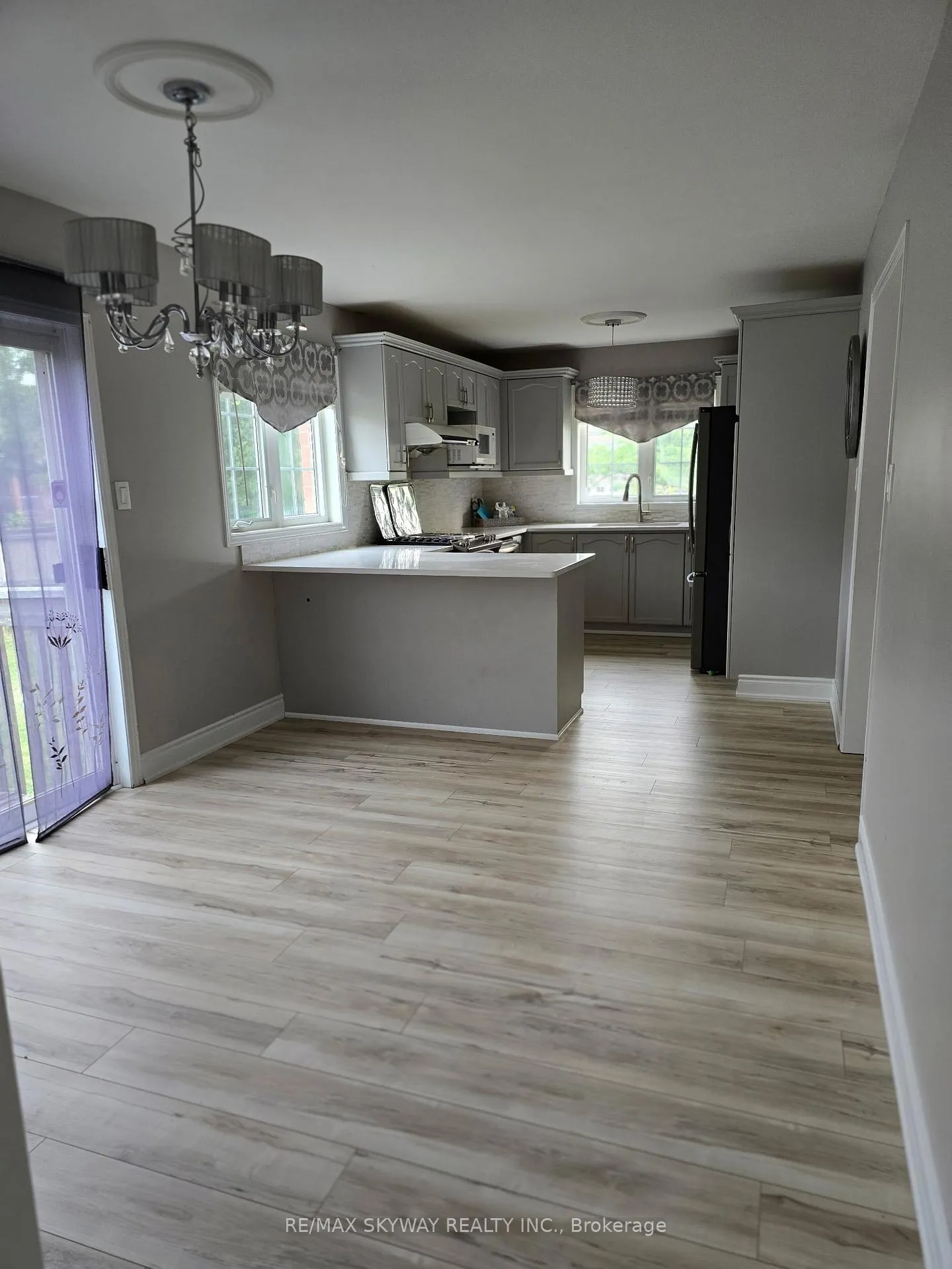 Photo 26 of 38 Egypt Drive, Brampton, Sandringham-Wellington — HOMEH