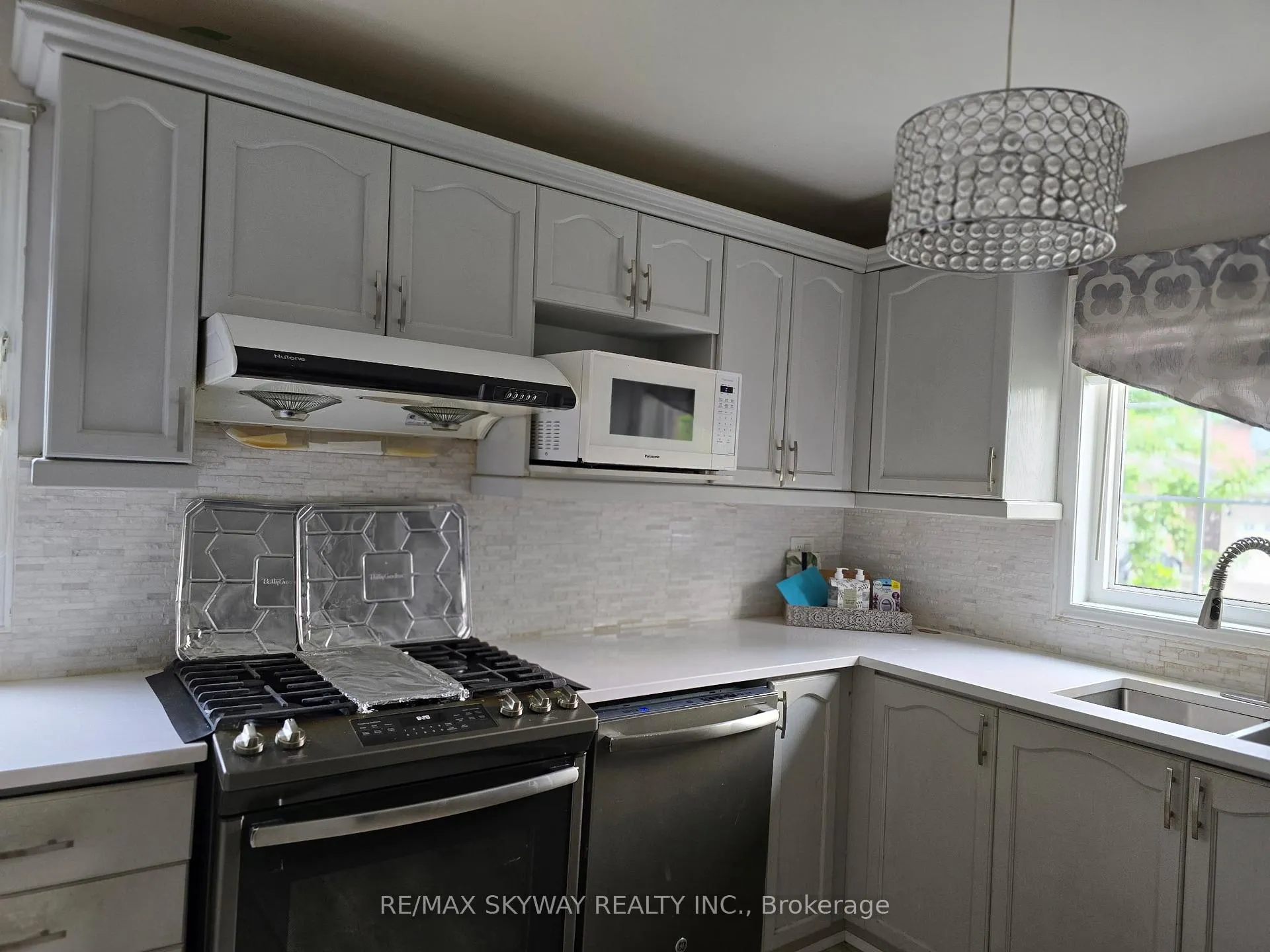 Photo 28 of 38 Egypt Drive, Brampton, Sandringham-Wellington — HOMEH