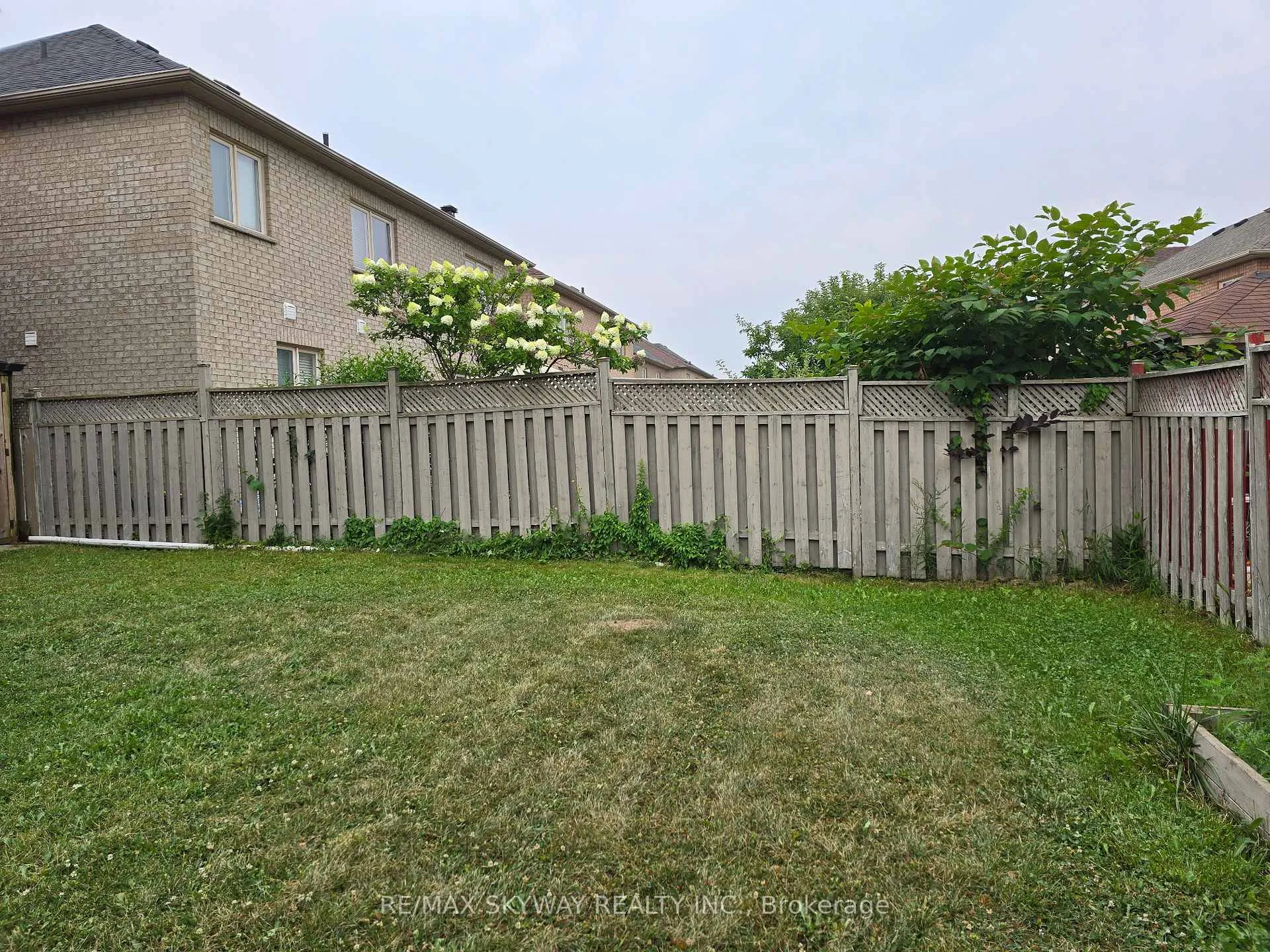 Photo 30 of 38 Egypt Drive, Brampton, Sandringham-Wellington — HOMEH