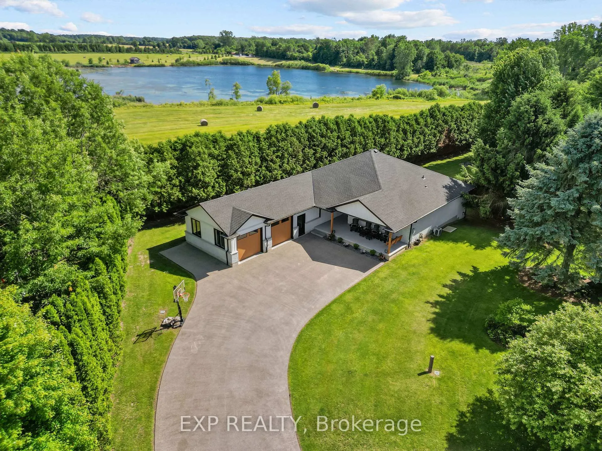Photo 1 of 128 Brookfield Street, Middlesex Centre, Denfield — HOMEH