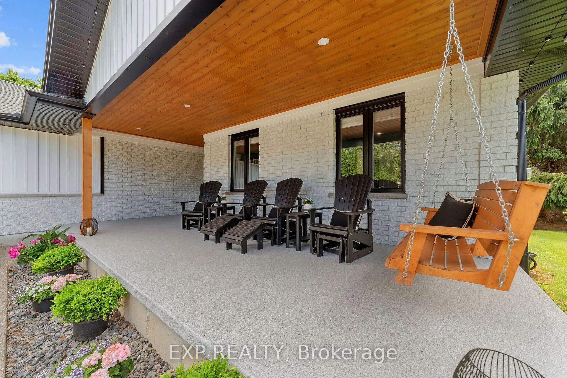 Photo 7 of 128 Brookfield Street, Middlesex Centre, Denfield — HOMEH