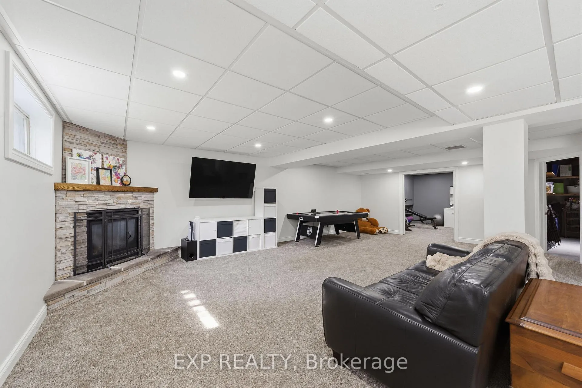 Photo 23 of 128 Brookfield Street, Middlesex Centre, Denfield — HOMEH