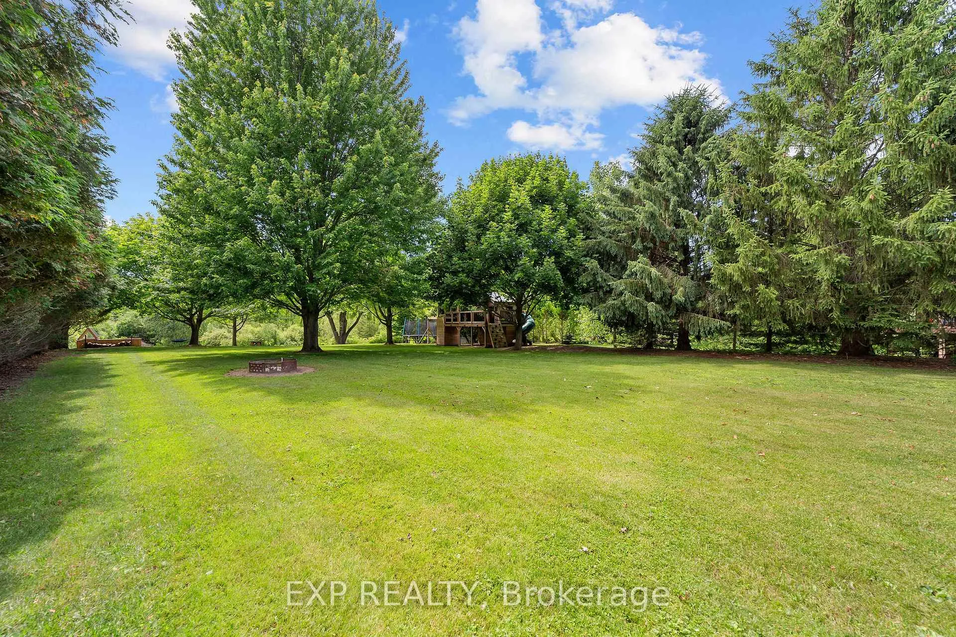 Photo 33 of 128 Brookfield Street, Middlesex Centre, Denfield — HOMEH